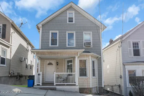 MLS: 22506436