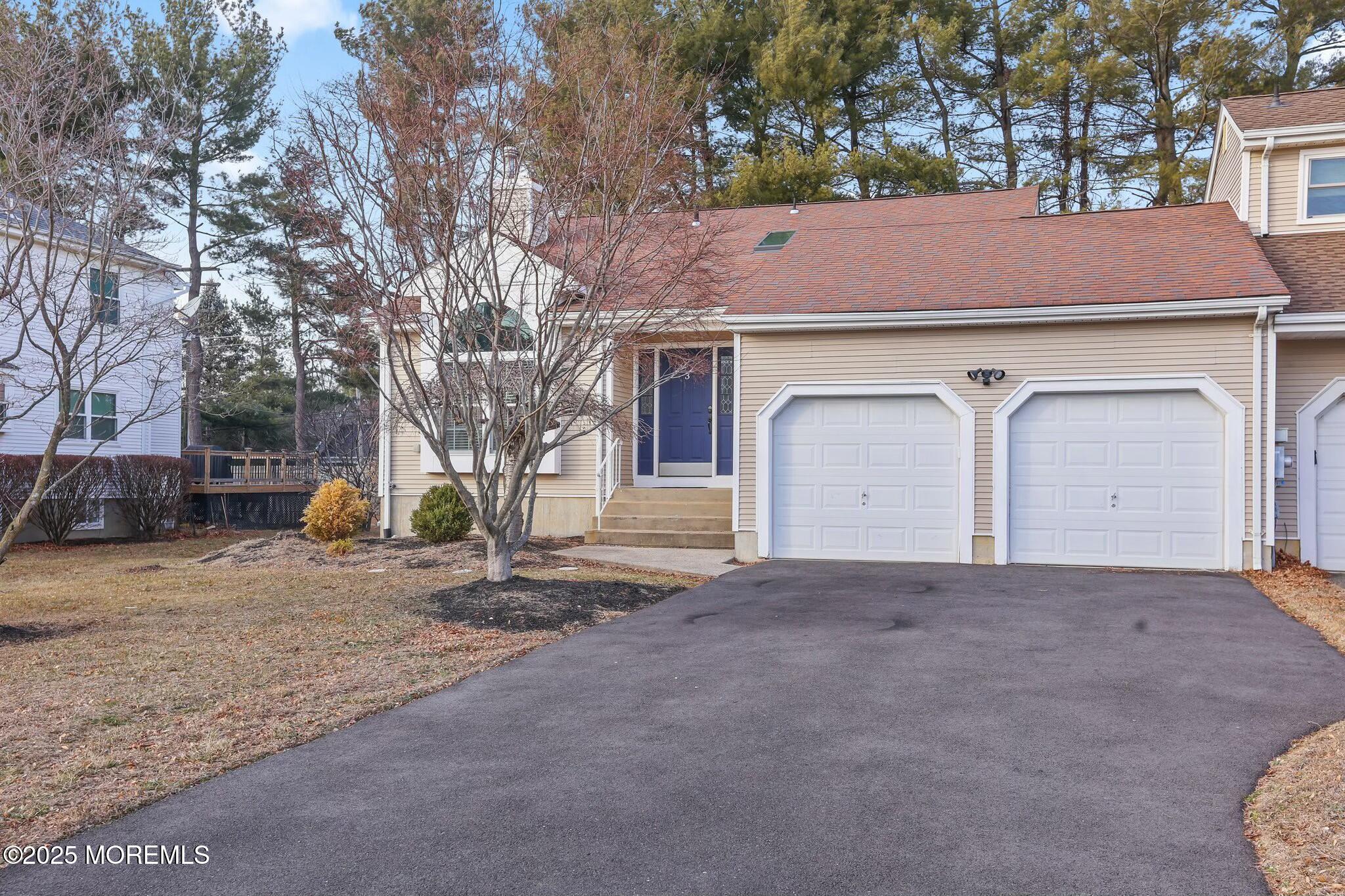 3 Baytree Circle, Middletown, New Jersey image 1