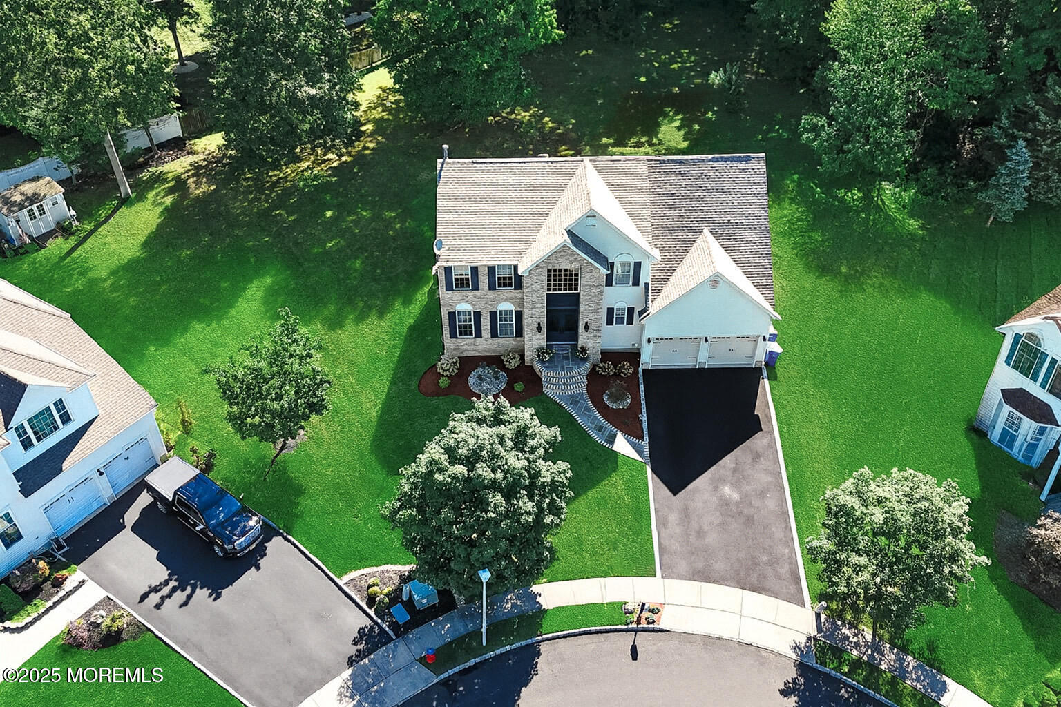 6 Bromley Court