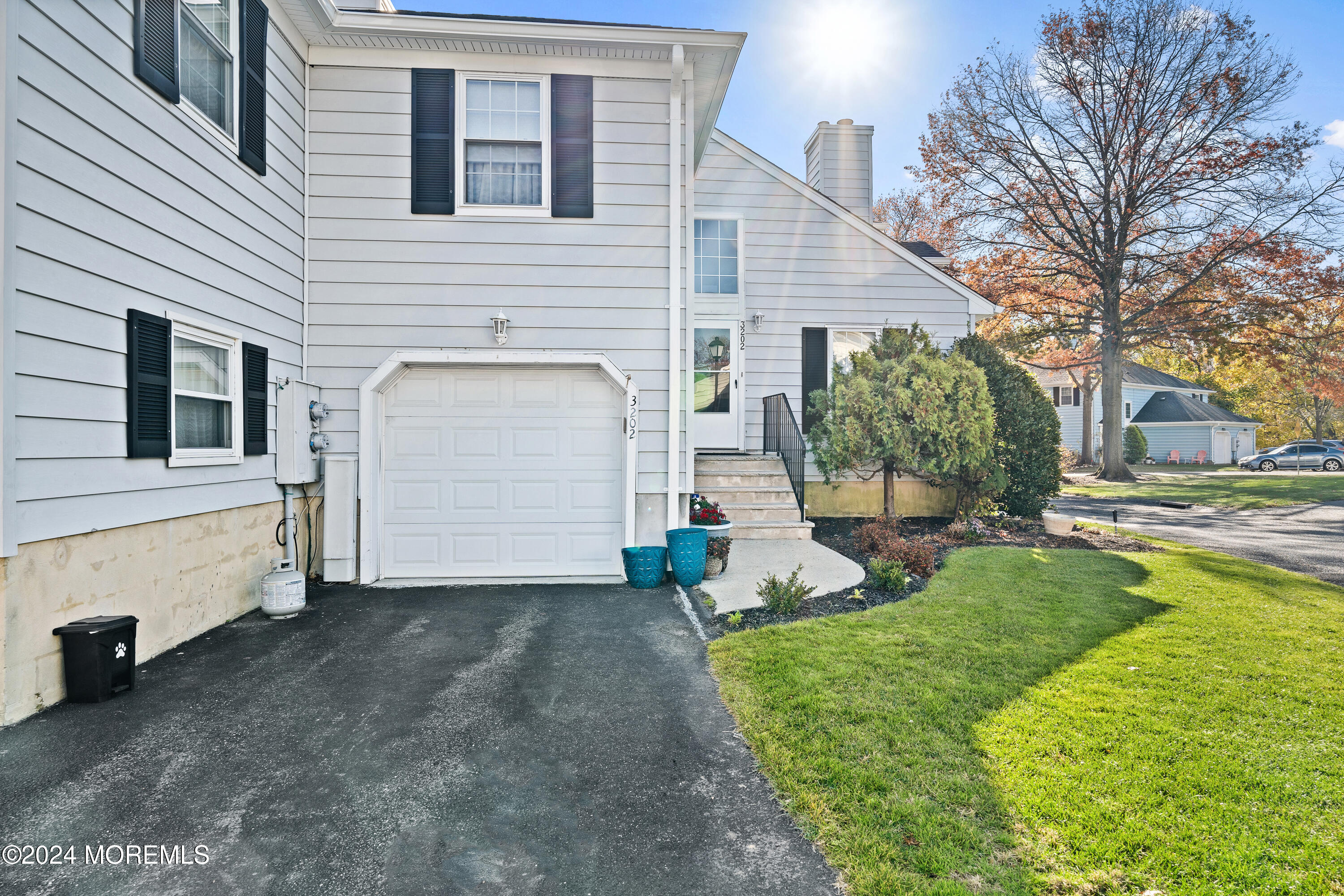 3202 London Court, Middletown, New Jersey image 3