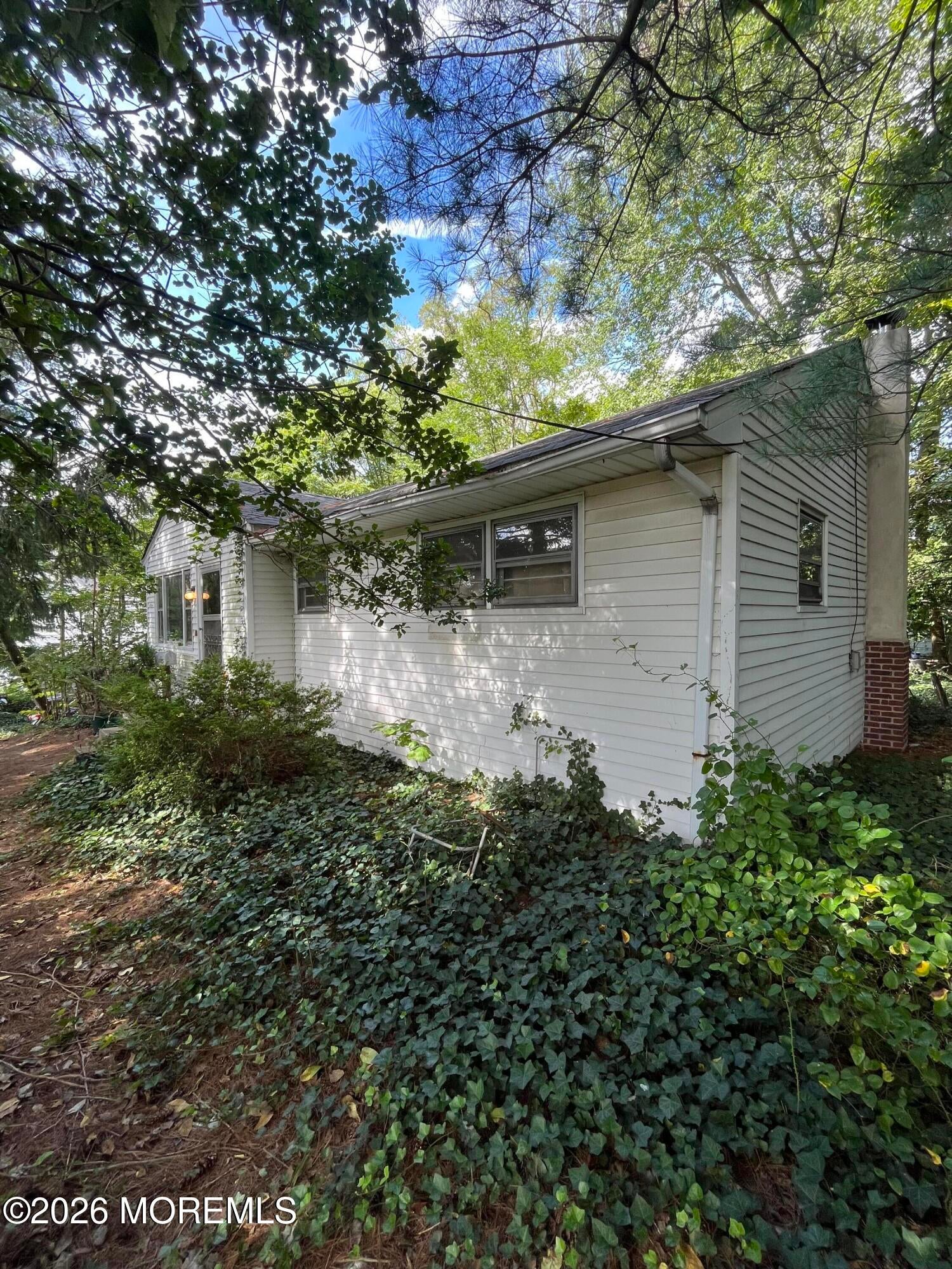 1009 Memorial Parkway Avenue