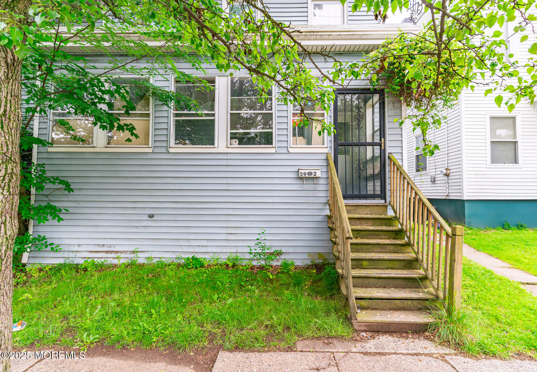 137 Seabreeze Way