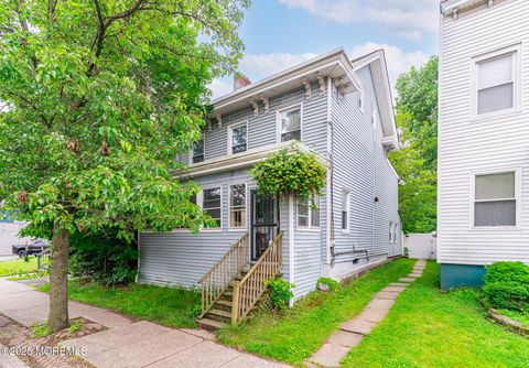 137 Seabreeze Way Keansburg NJ 07734