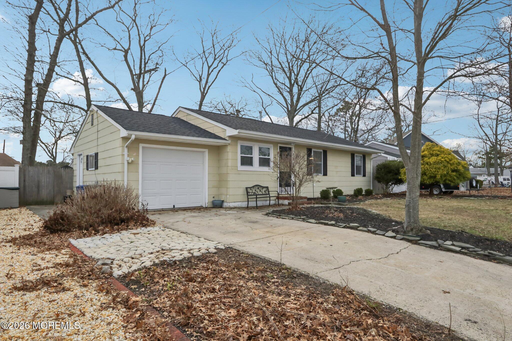 631 Twin River Drive