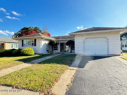 11 Pebble Beach Court, Toms River, NJ 08757 - #: 22506579