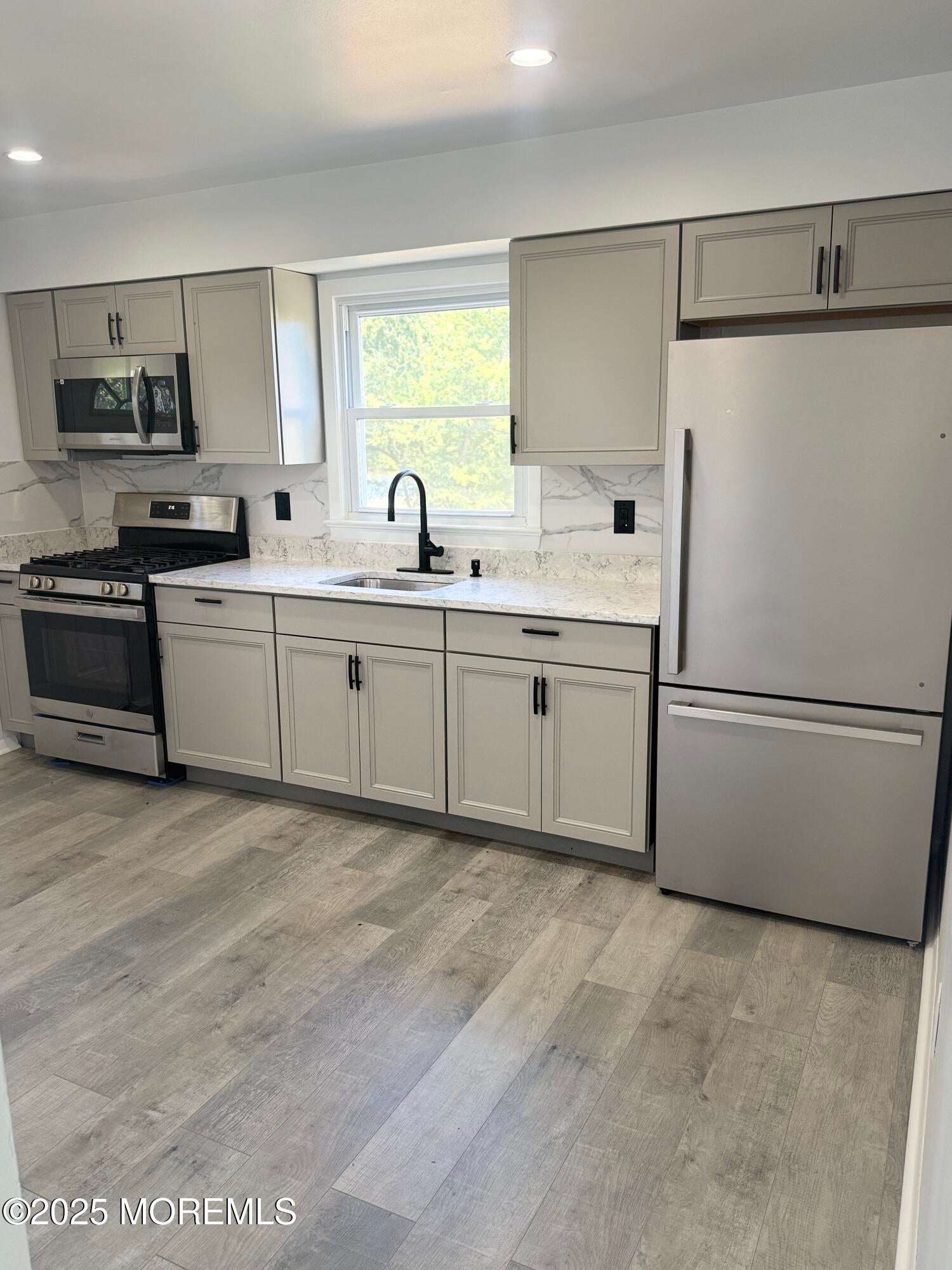 55 Chapin Avenue 2nd Floor