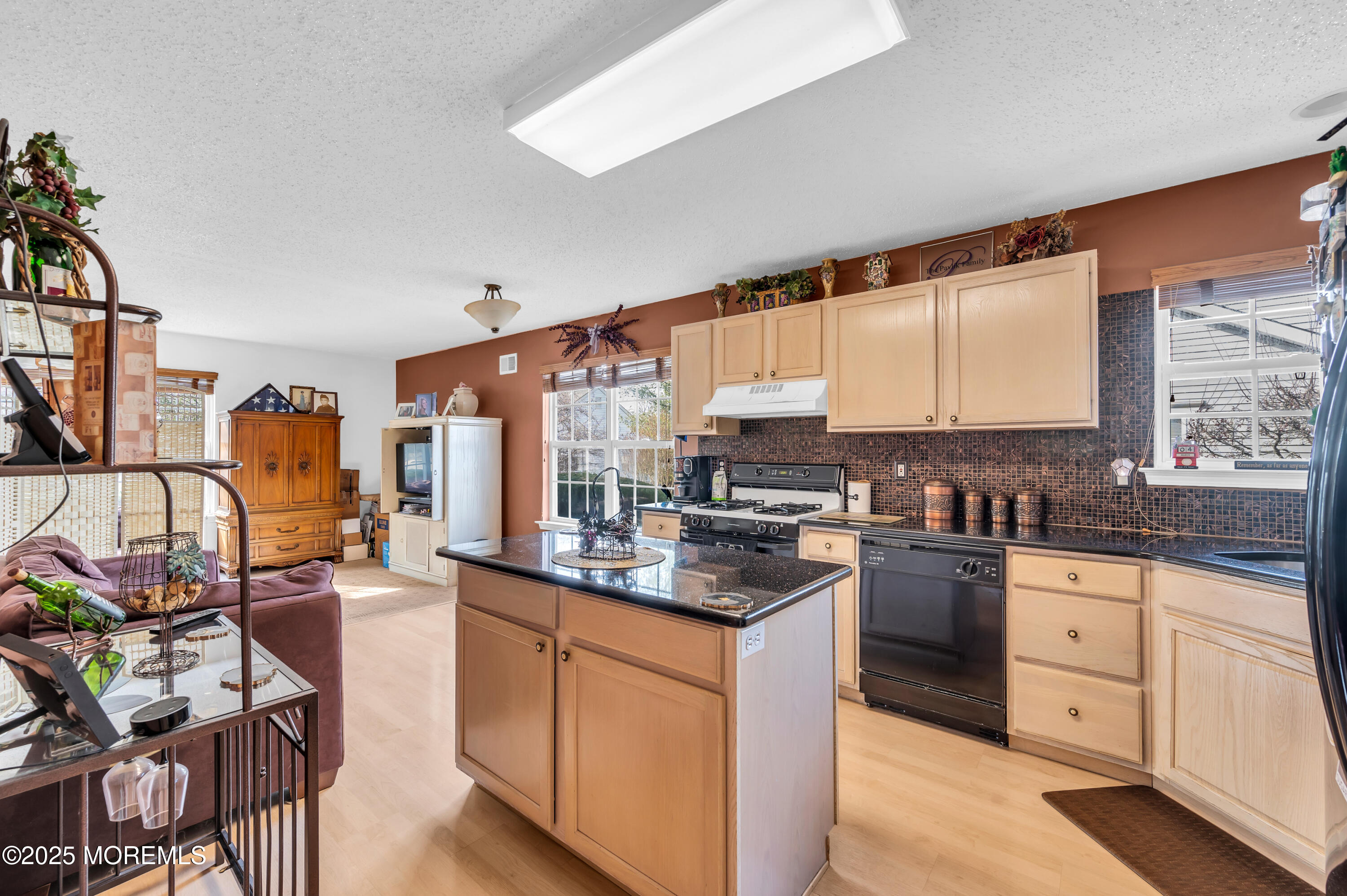 2674 Meadow Lake Drive, Toms River, New Jersey image 16
