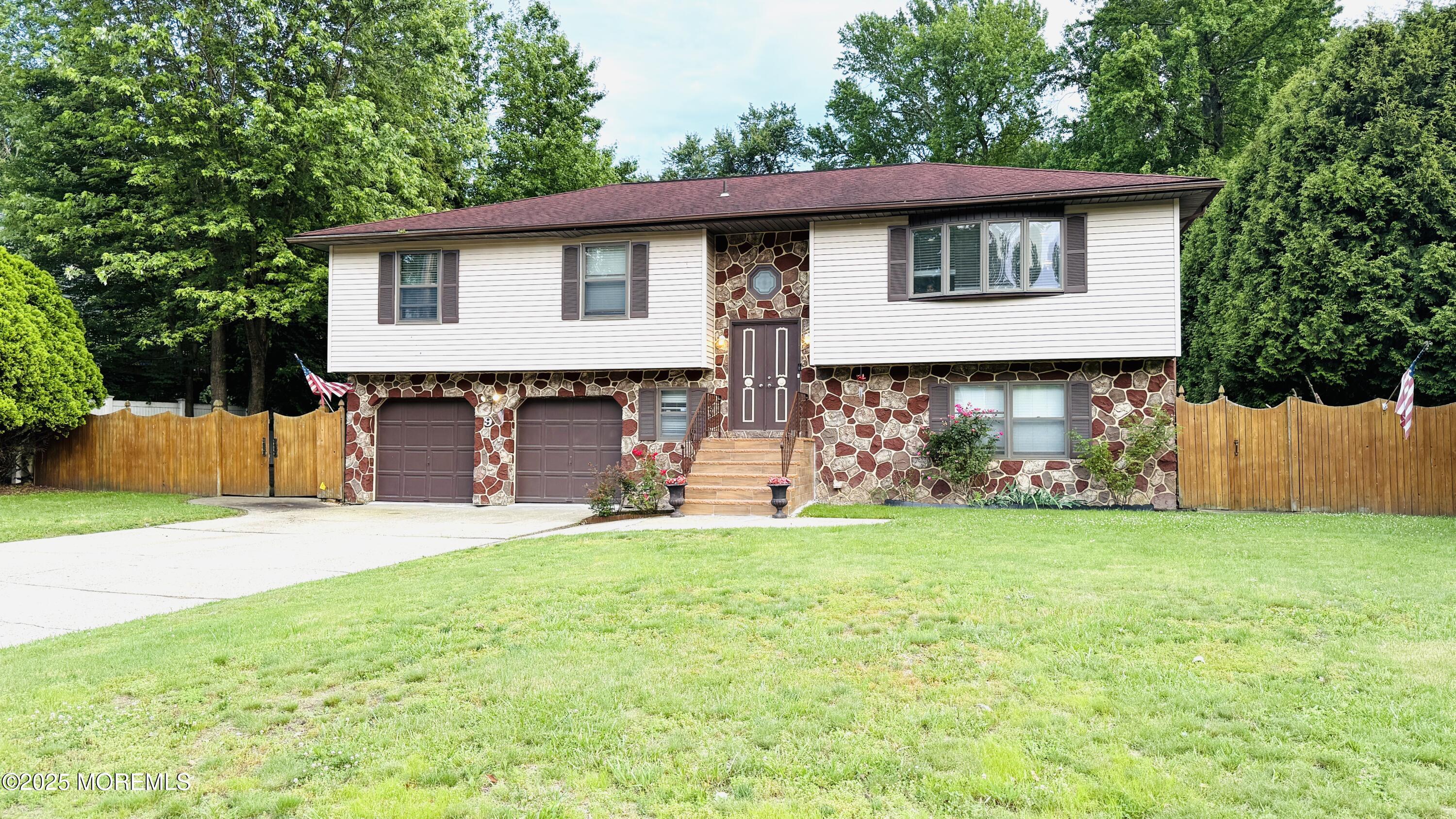 9 Longfellow Terrace