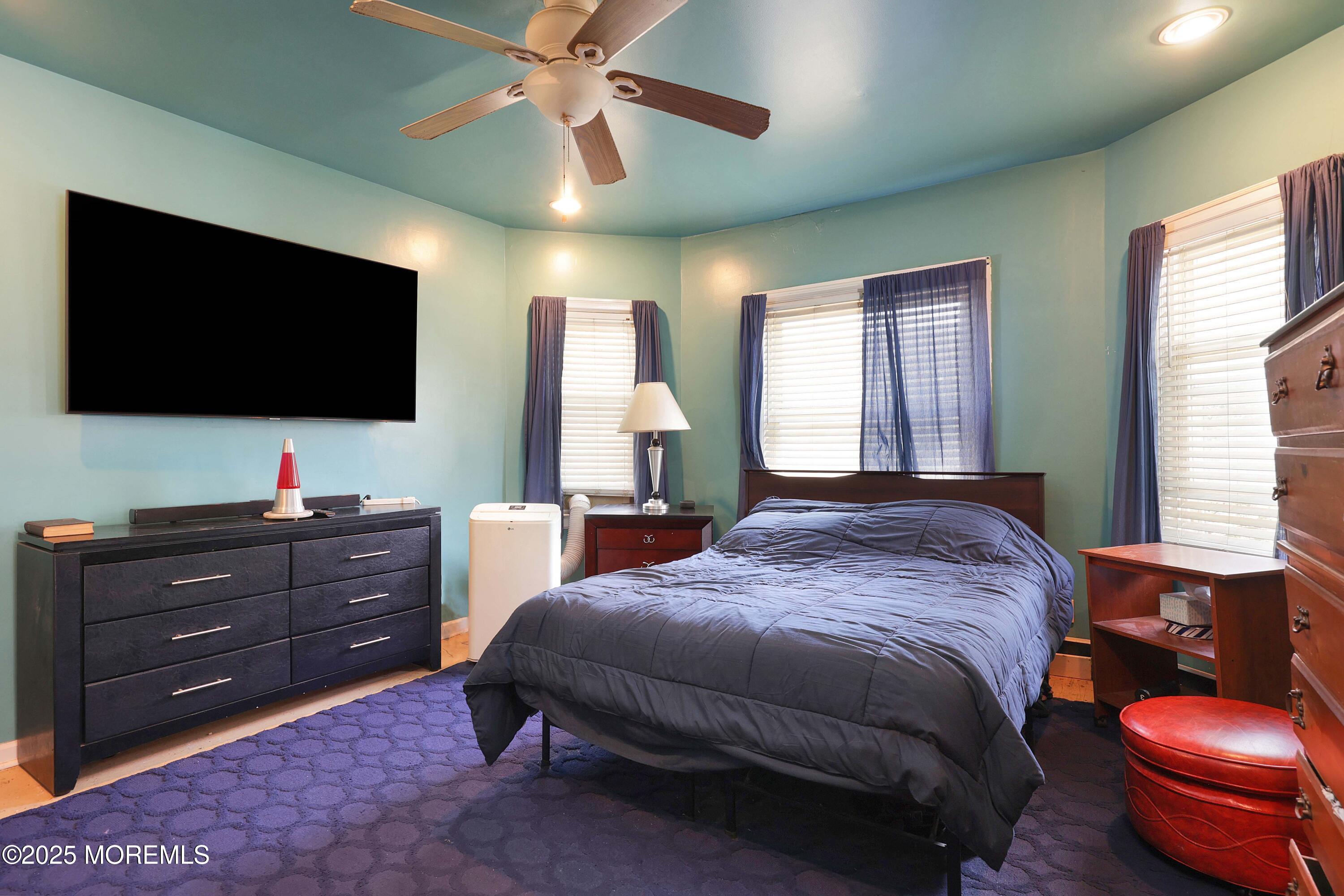 176 Liberty Street, Long Branch, New Jersey image 25
