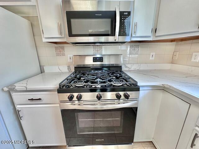 13 Ashbourne Drive #13B, Monroe Township, New Jersey image 11