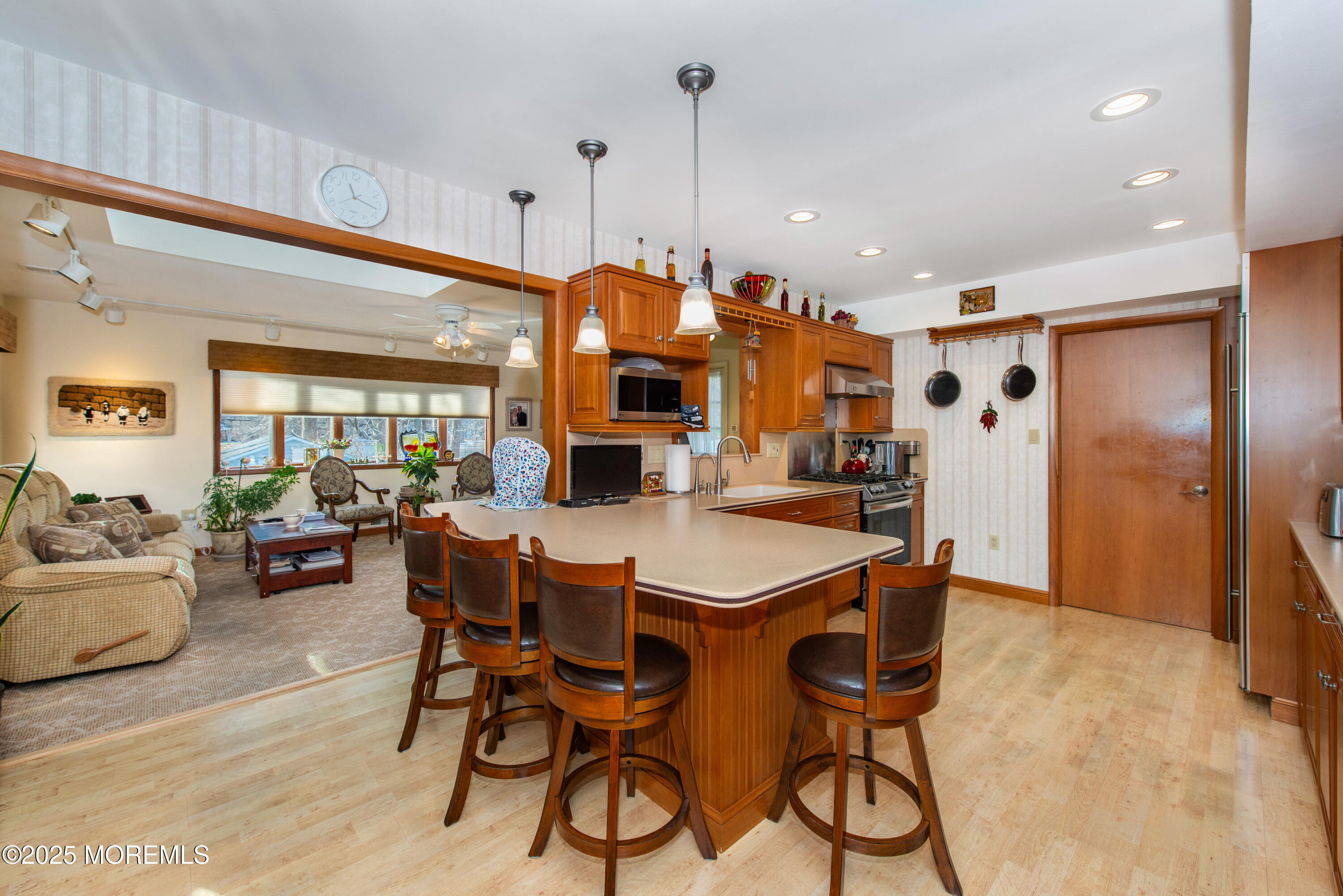 4 Maxwell Lane, Manalapan, New Jersey image 7