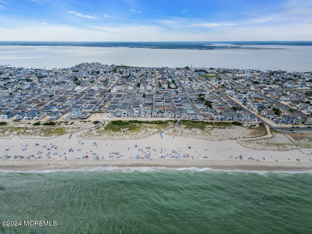 27 4th Lane #108, Seaside Park, New Jersey image 44