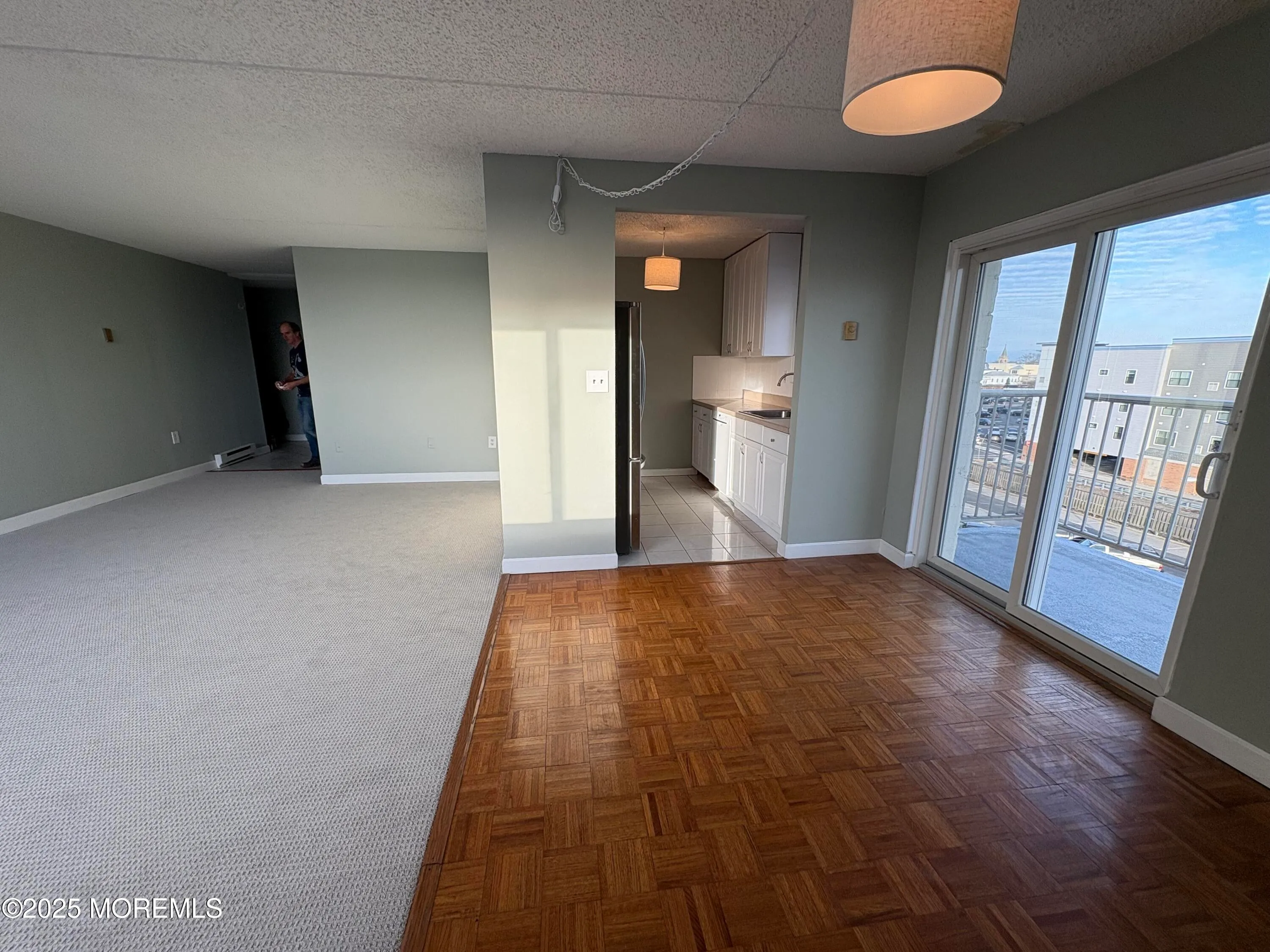 Belmar, New Jersey 07719, United States, 1 Bedroom Bedrooms, ,1 BathroomBathrooms,Residential,Active,252421