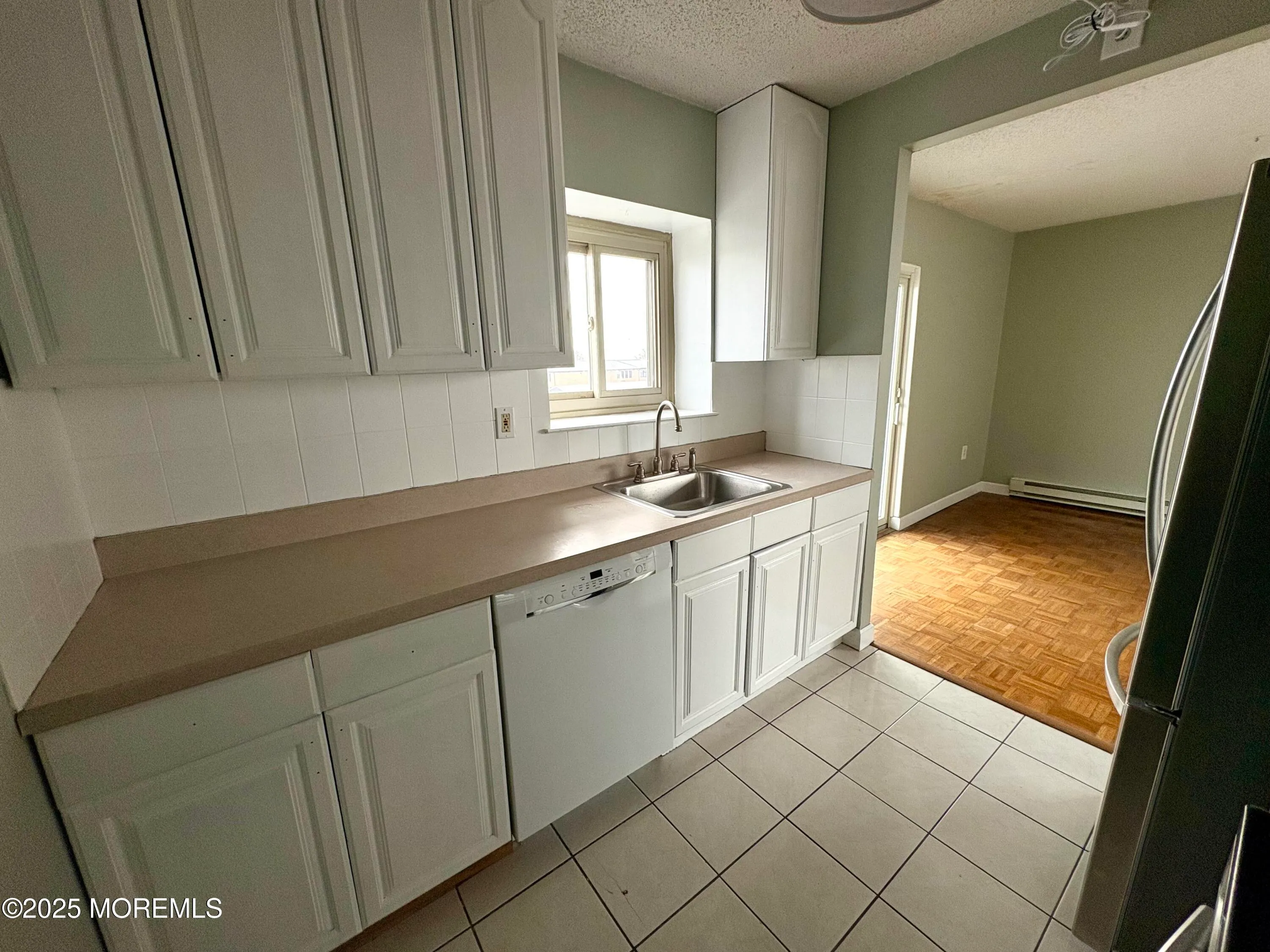 Belmar, New Jersey 07719, United States, 1 Bedroom Bedrooms, ,1 BathroomBathrooms,Residential,Active,252421