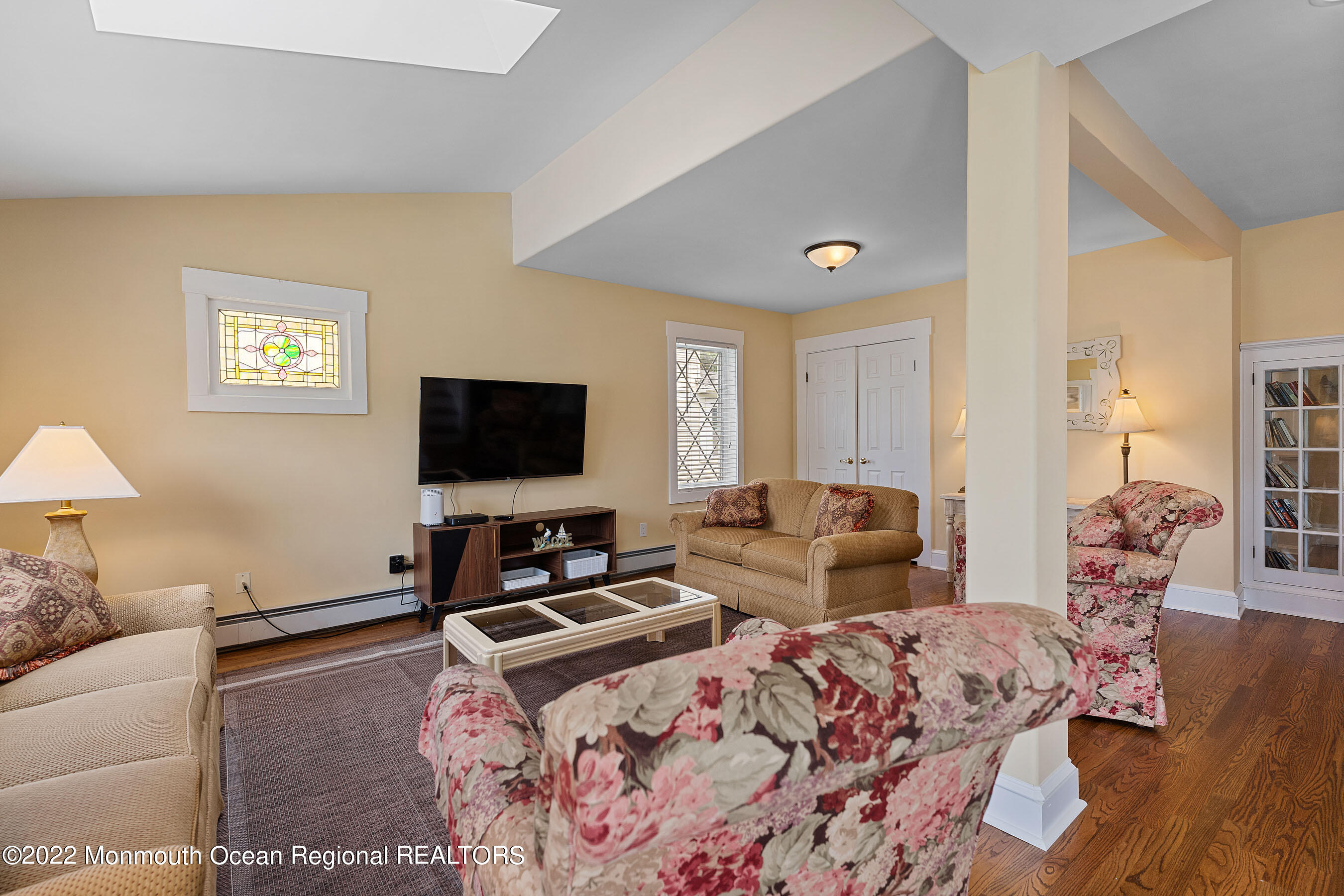113 Beacon Boulevard Front House