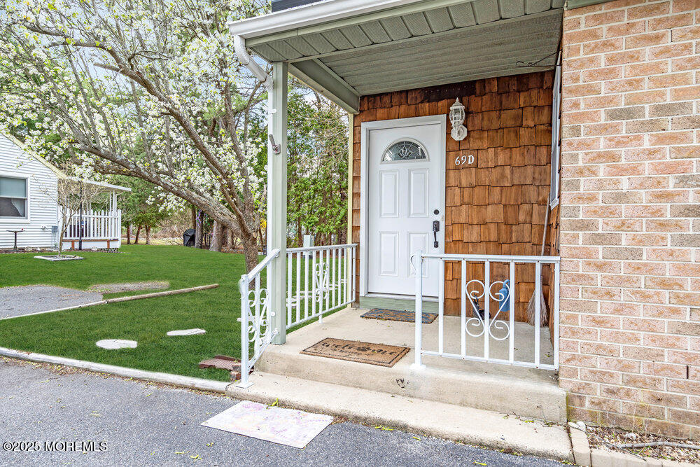 69 Sunset Road D