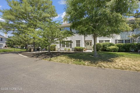 Condo For Sale - 37 Racquet Road<br/> Wall, NJ 07719