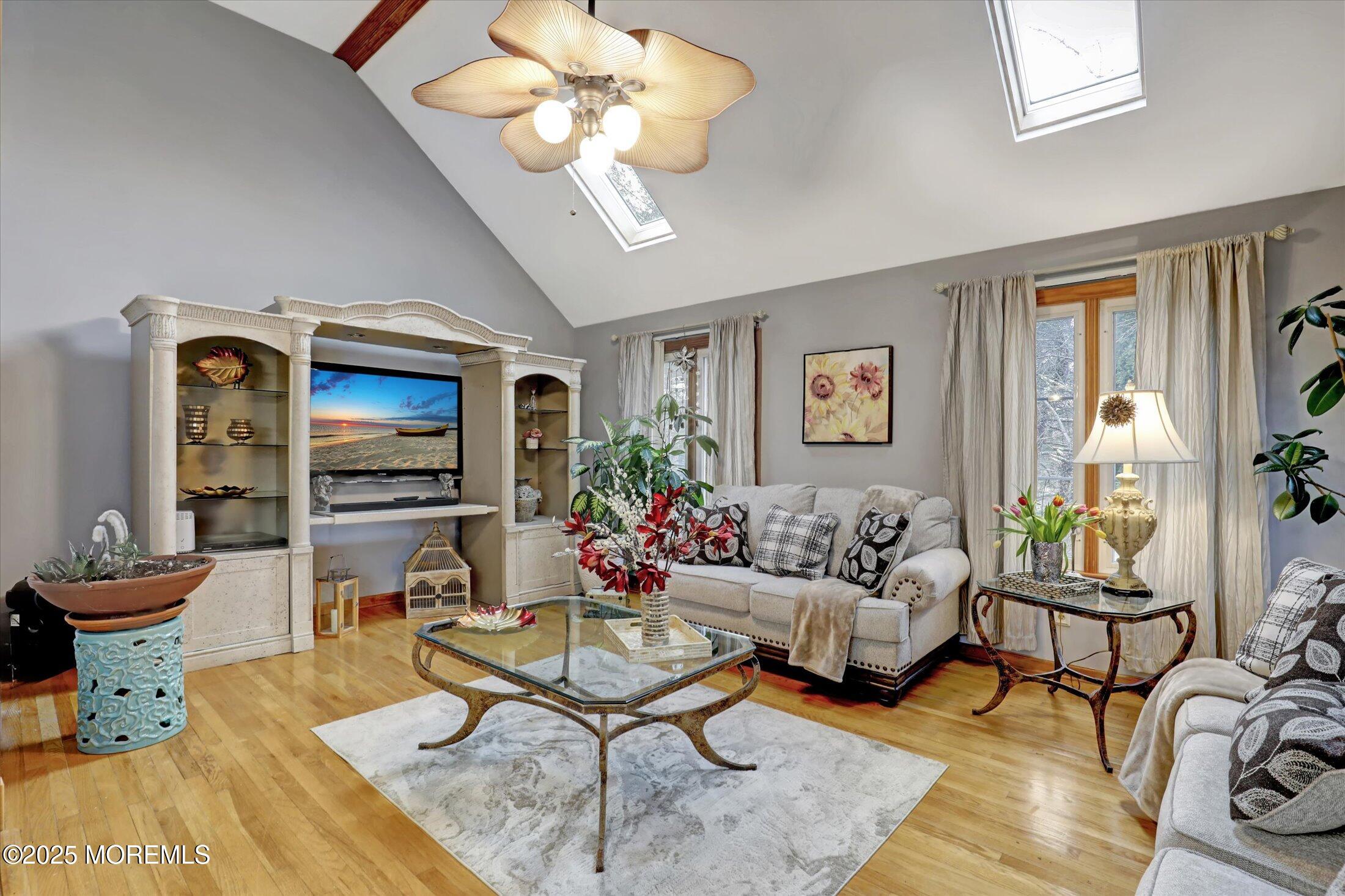 22 Cloverleaf Drive, Marlboro, New Jersey image 16