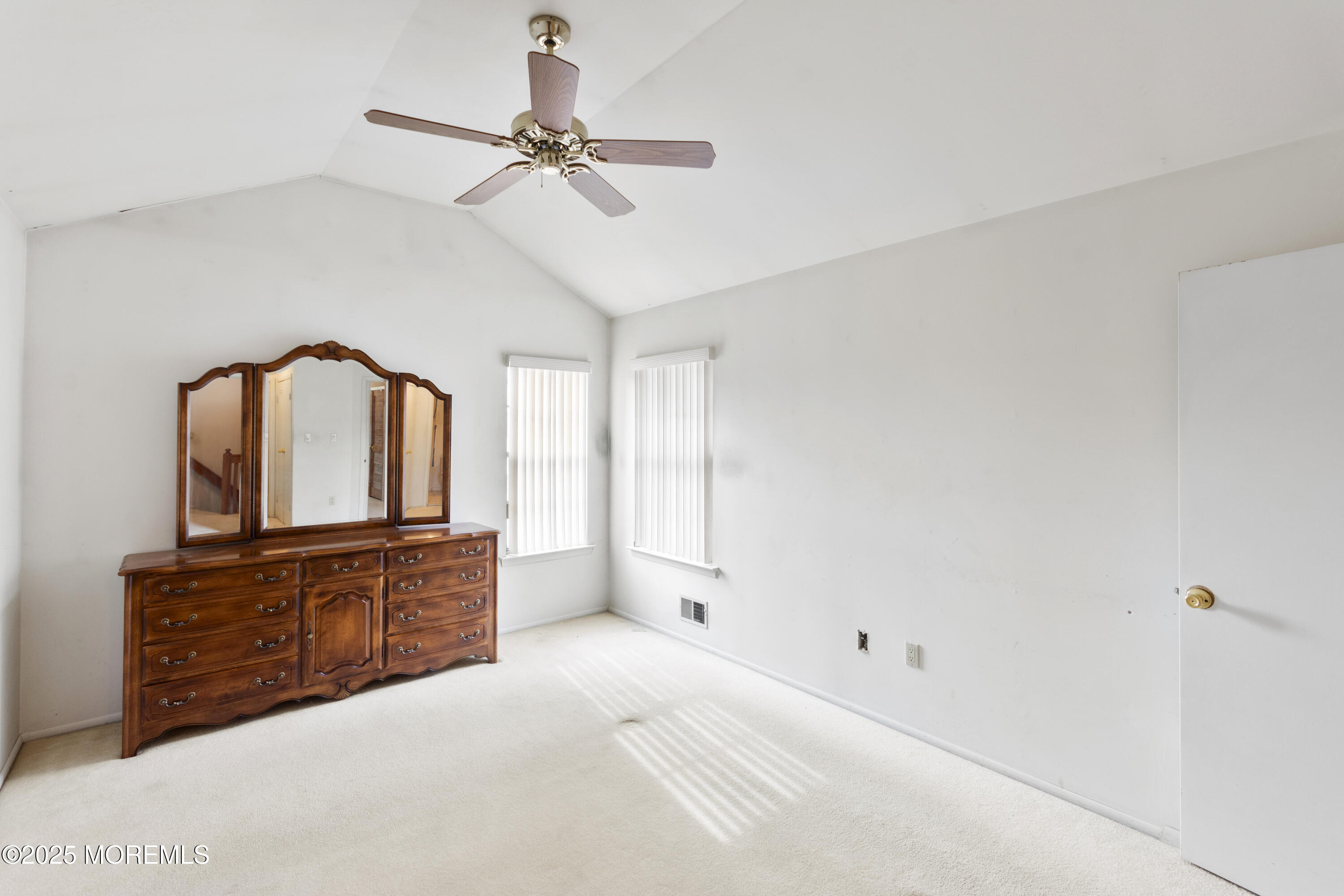 367 Oak Knoll Drive #36-7, Manalapan, New Jersey image 17