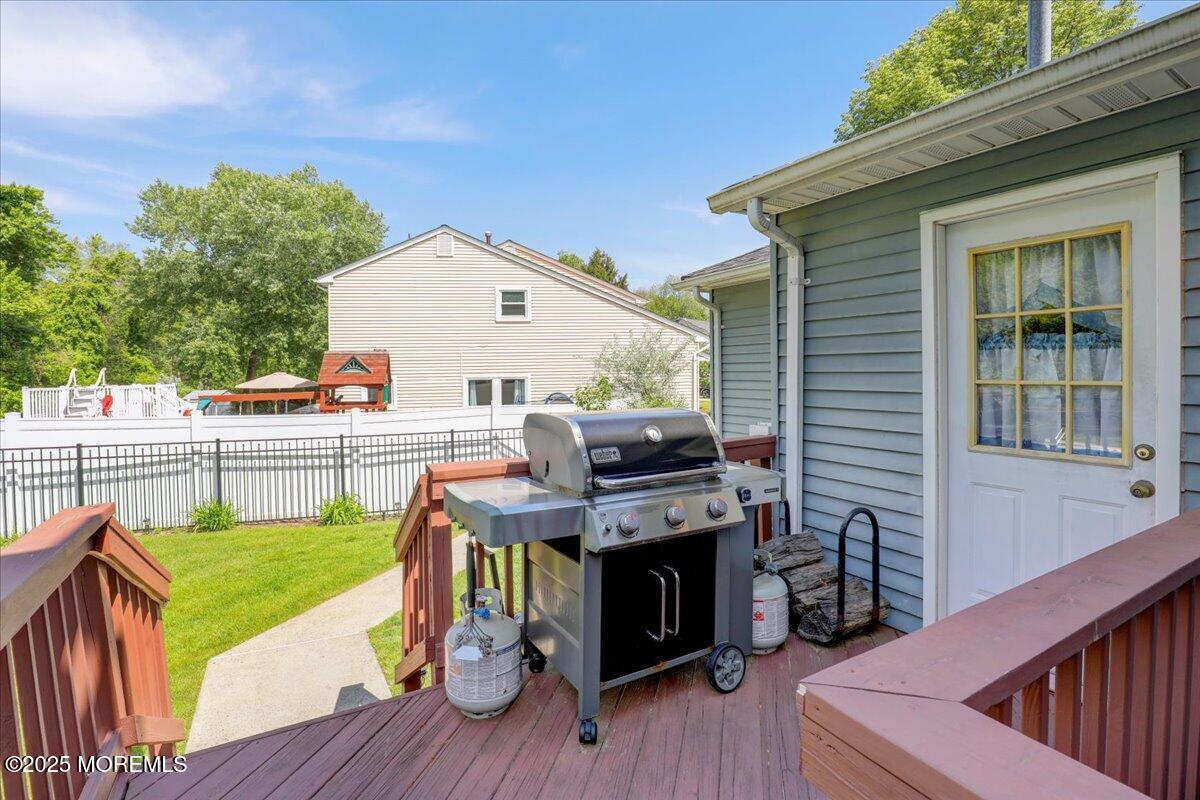 37 Sweet Gum Road, Howell, New Jersey image 34
