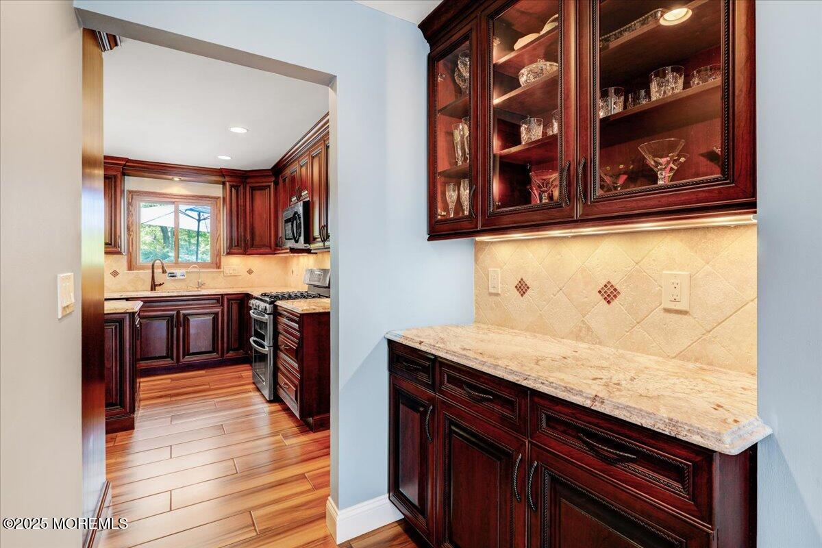 37 Sweet Gum Road, Howell, New Jersey image 8