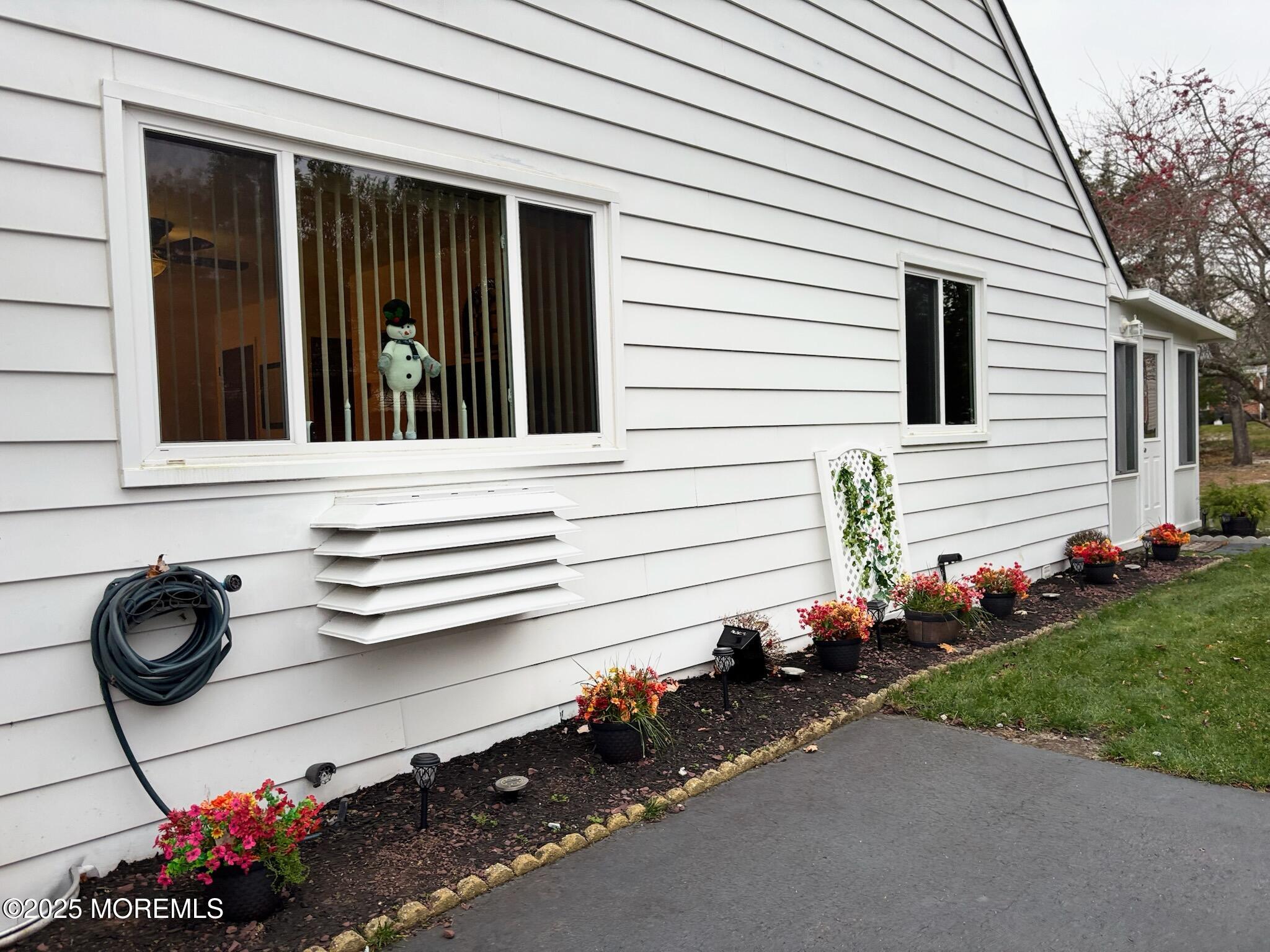 10 Constitution Boulevard B