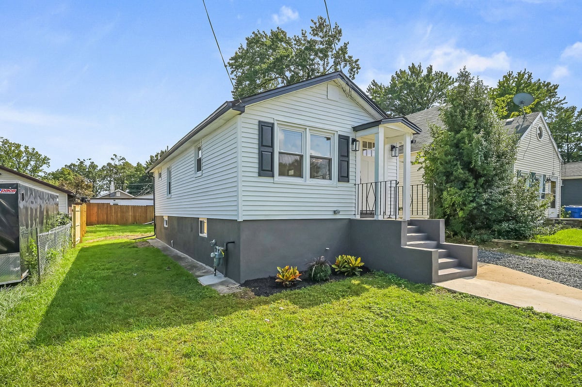 181 Hilltop Boulevard