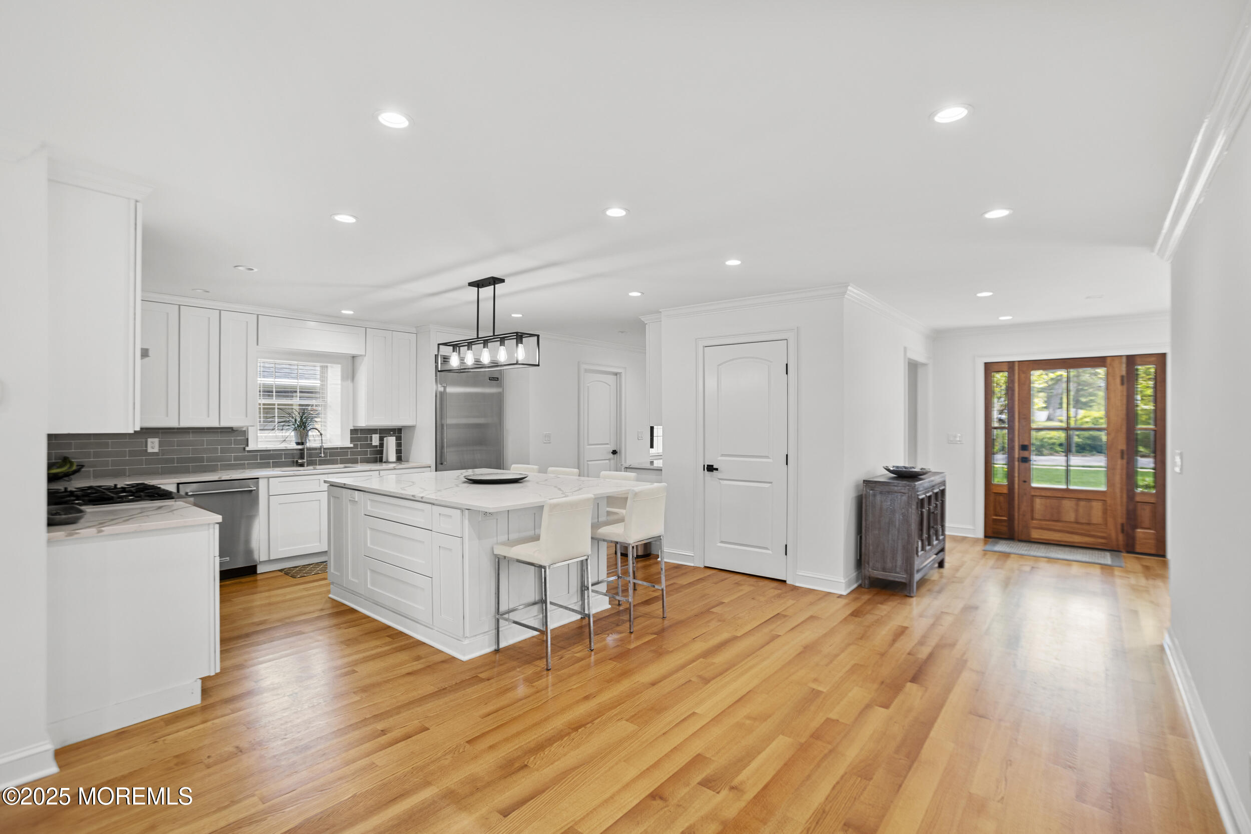 196 Highwood Road, Oakhurst, New Jersey image 9