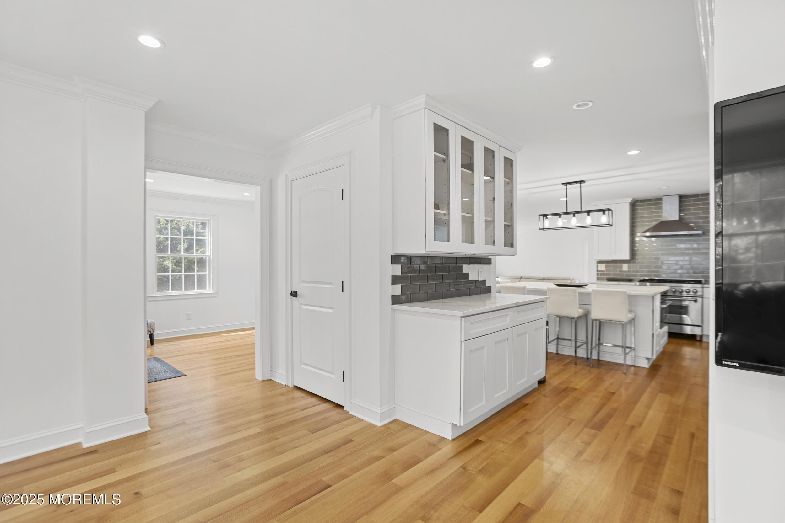 196 Highwood Road, Oakhurst, New Jersey image 7