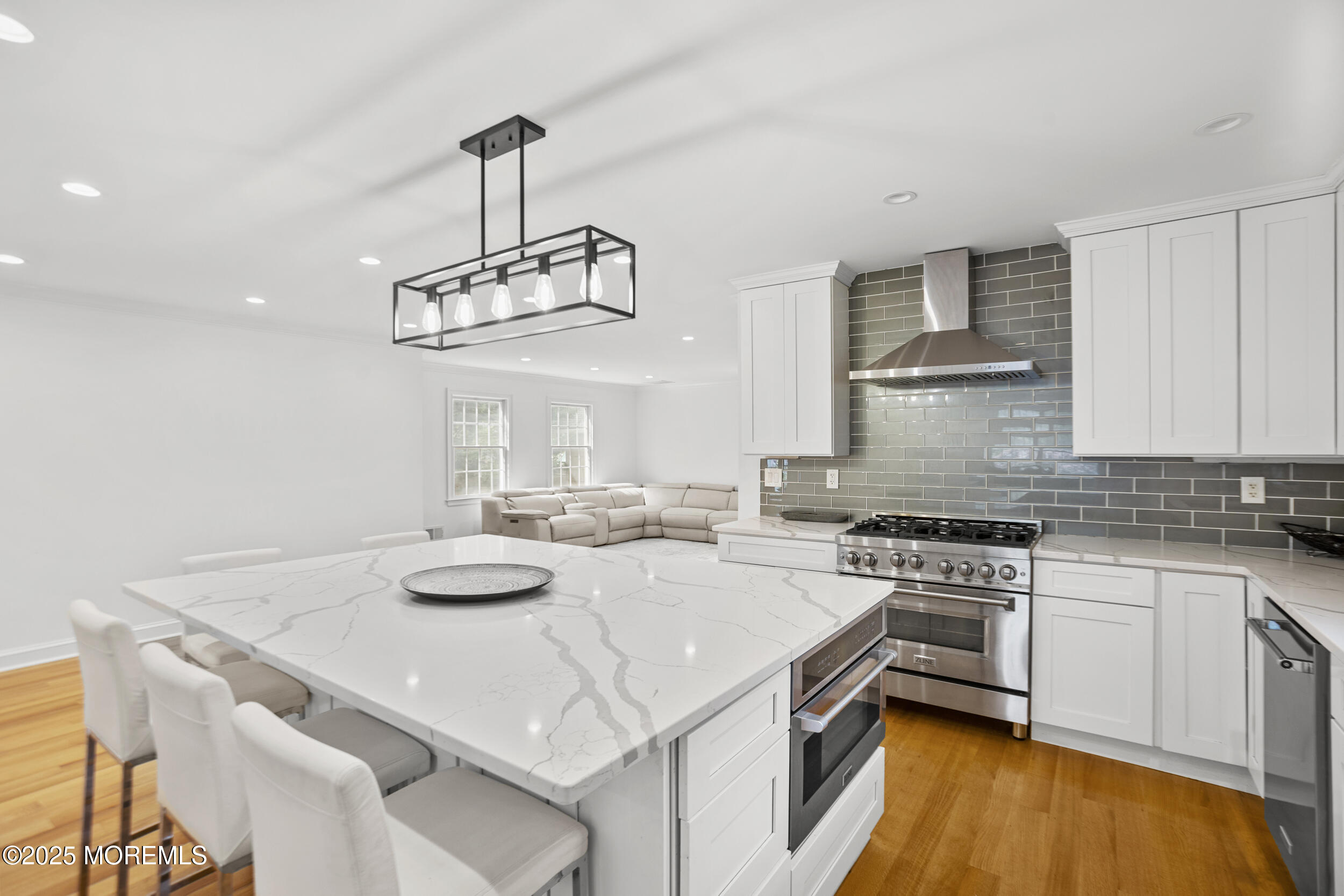 196 Highwood Road, Oakhurst, New Jersey image 11