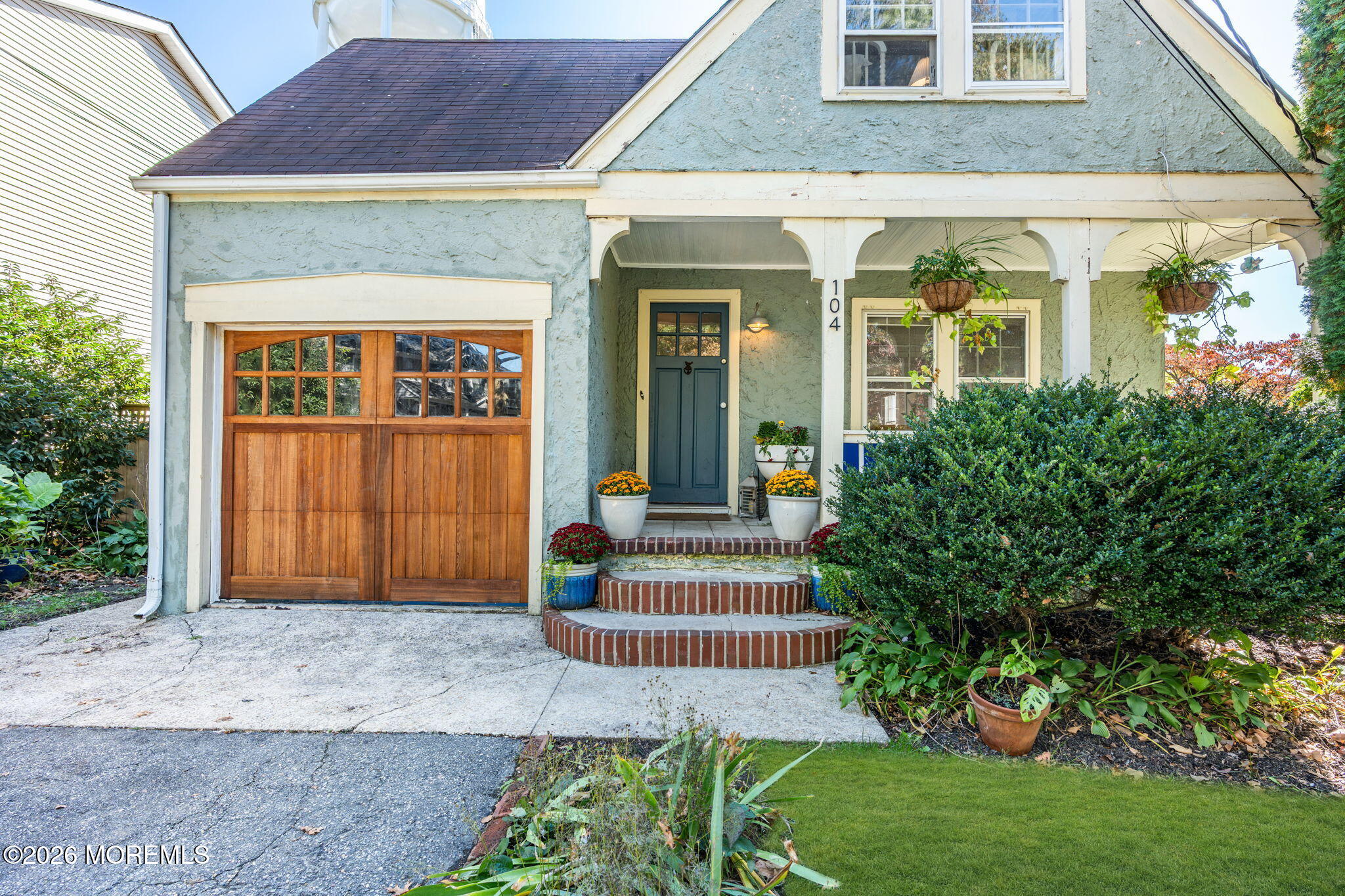 104 Iroquois Road