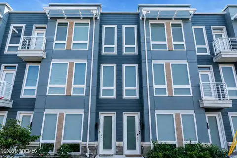 MLS: 22624632