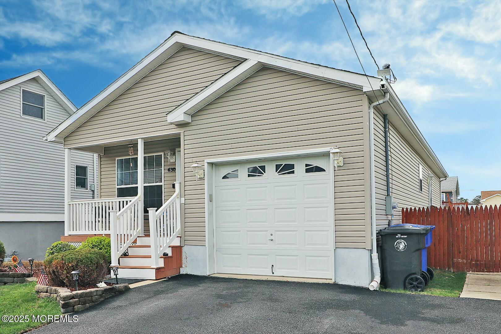 630 Goose Place, Toms River, New Jersey image 2