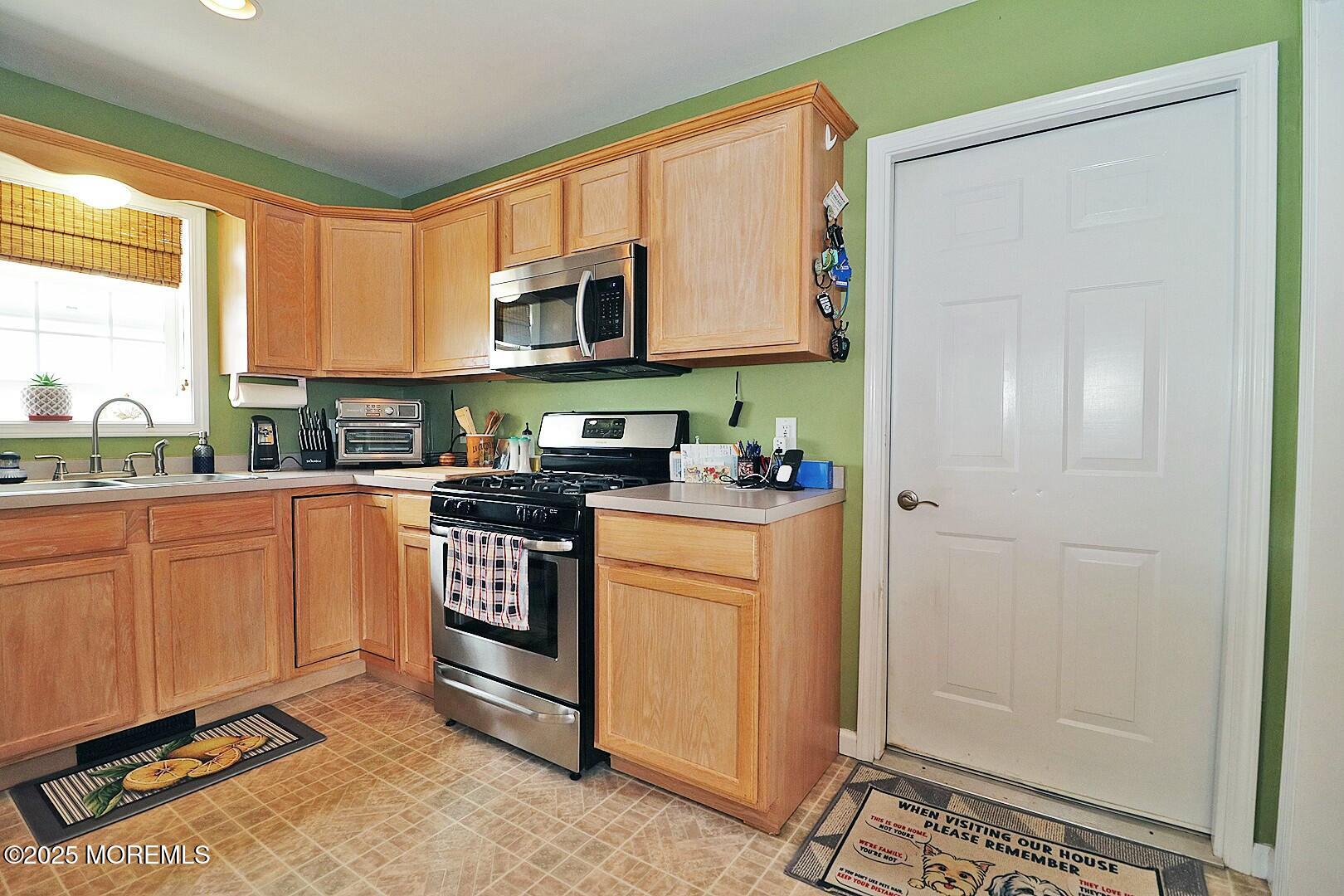 630 Goose Place, Toms River, New Jersey image 20