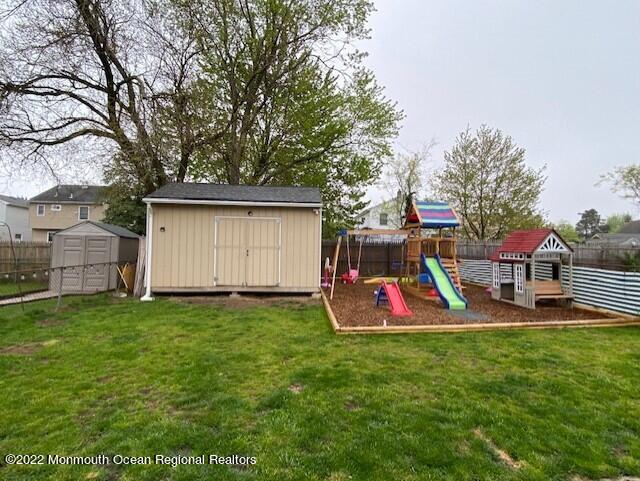 13 Therese Avenue, Keyport, New Jersey image 25
