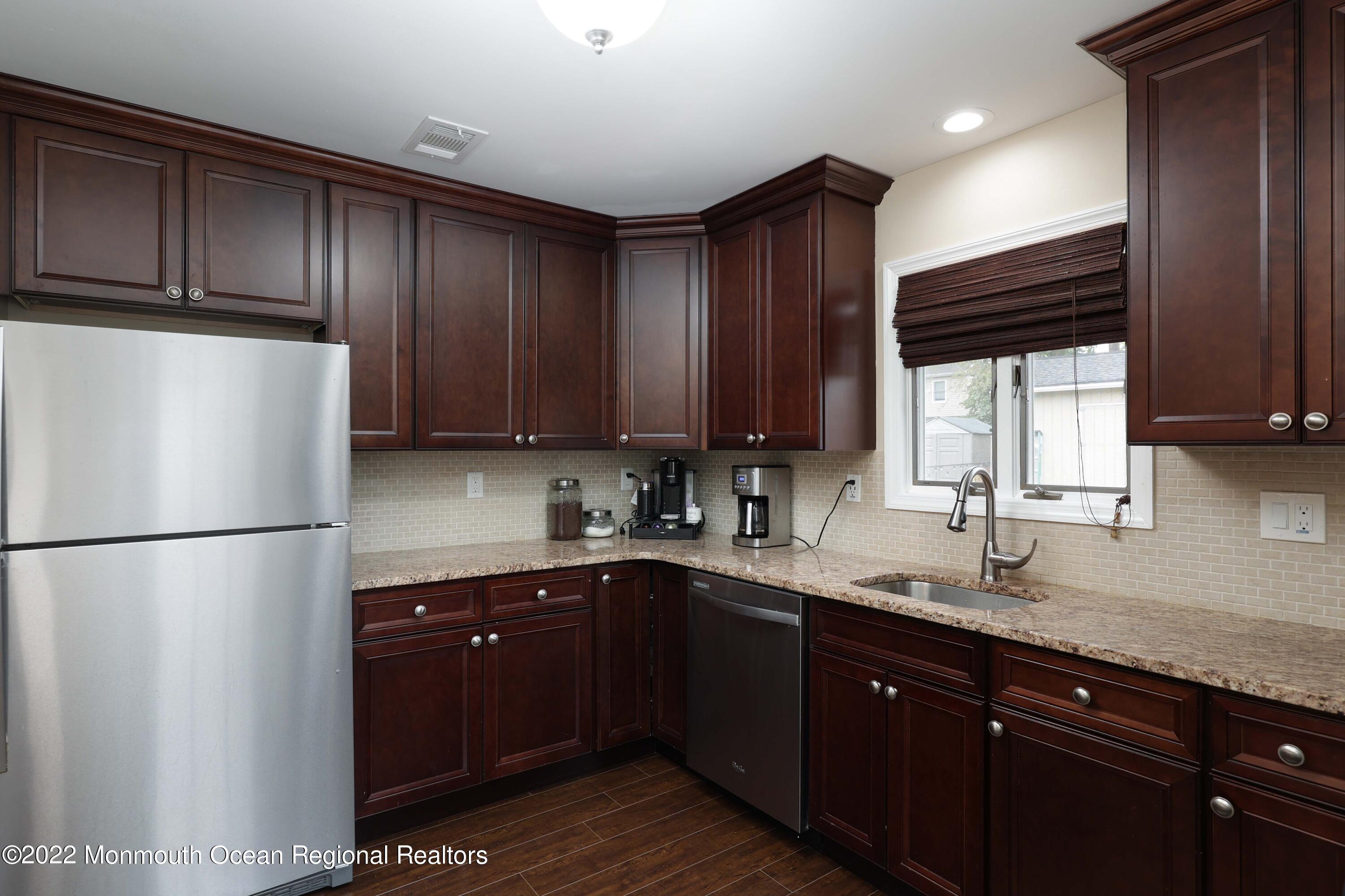 13 Therese Avenue, Keyport, New Jersey image 6