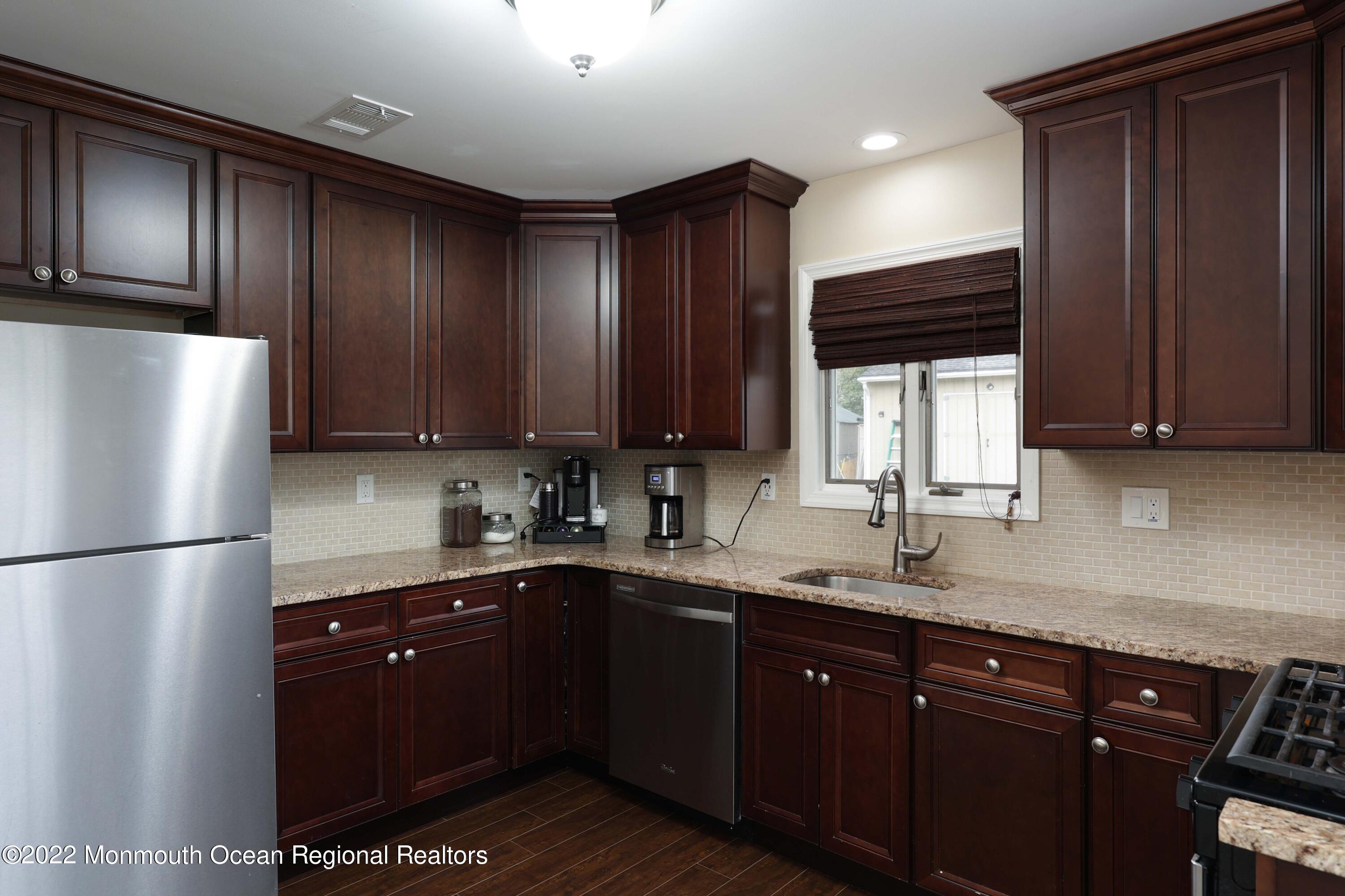 13 Therese Avenue, Keyport, New Jersey image 7