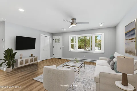 MLS: 22625406