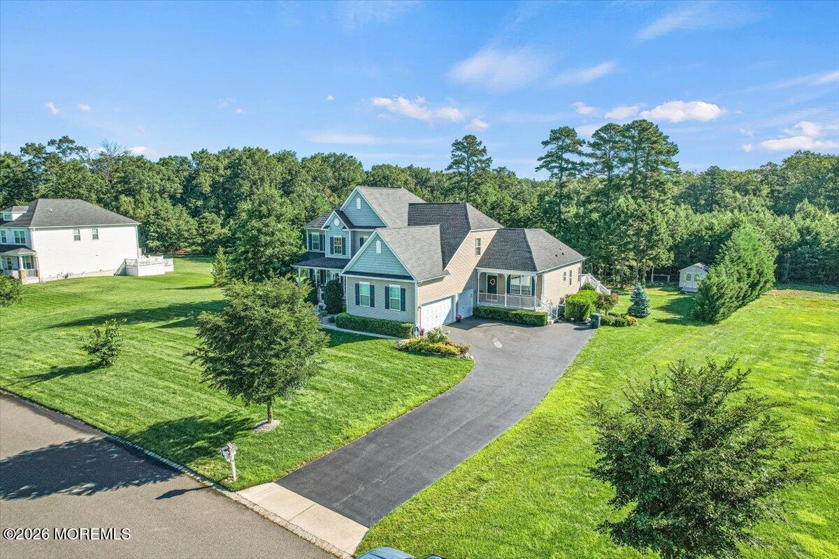 11 Wintergreen Court