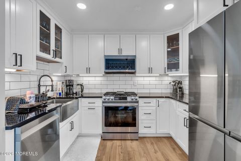 Condo For Sale - 82 Cliffwood Avenue #51<br/> Cliffwood, NJ 07721