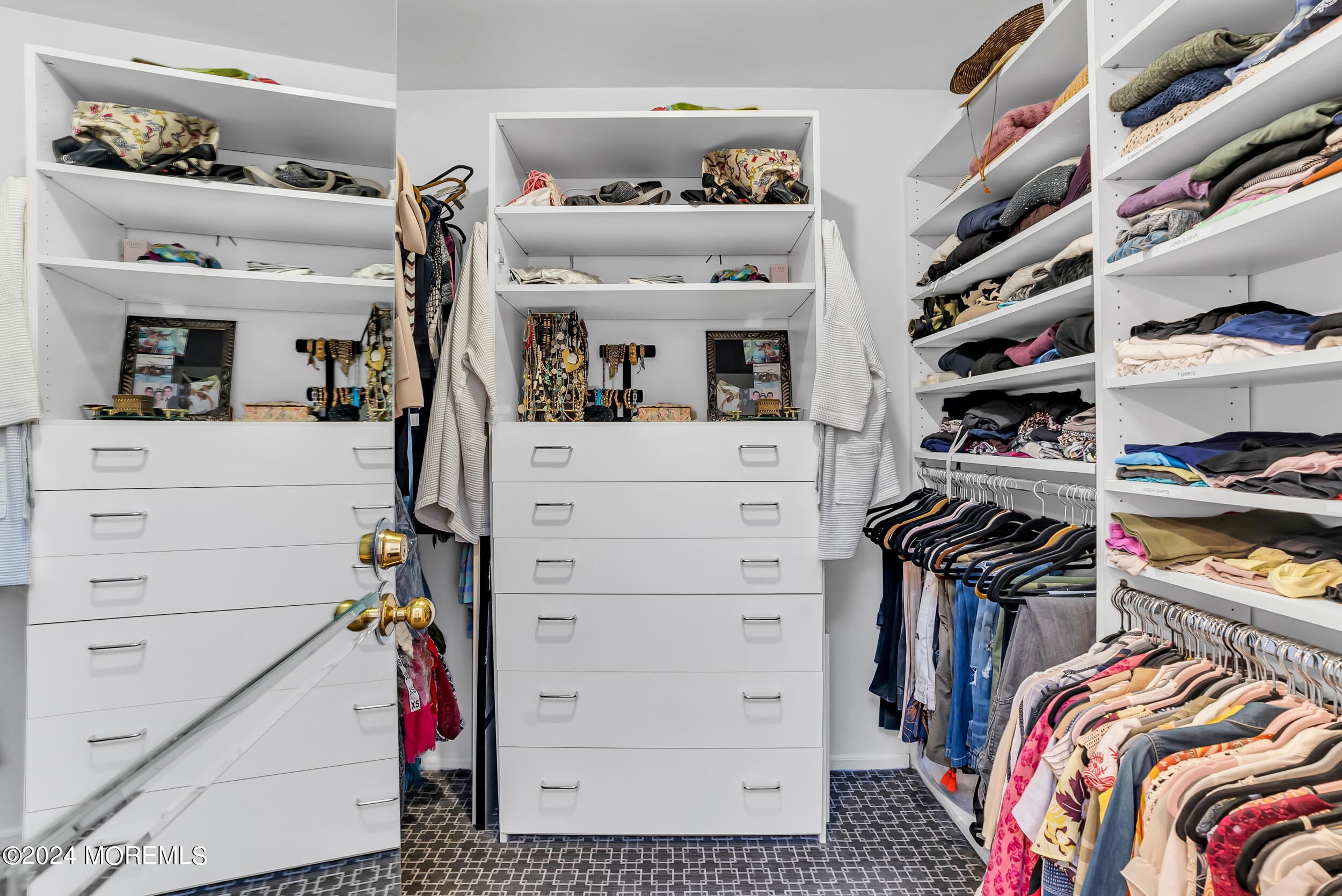 4 Windsor Drive, West Long Branch, New Jersey image 28