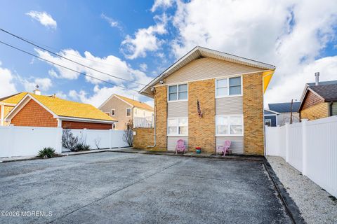 Photo of 2060 Route 35 S #3, Ortley Beach, NJ 08751 (MLS # 22601449)