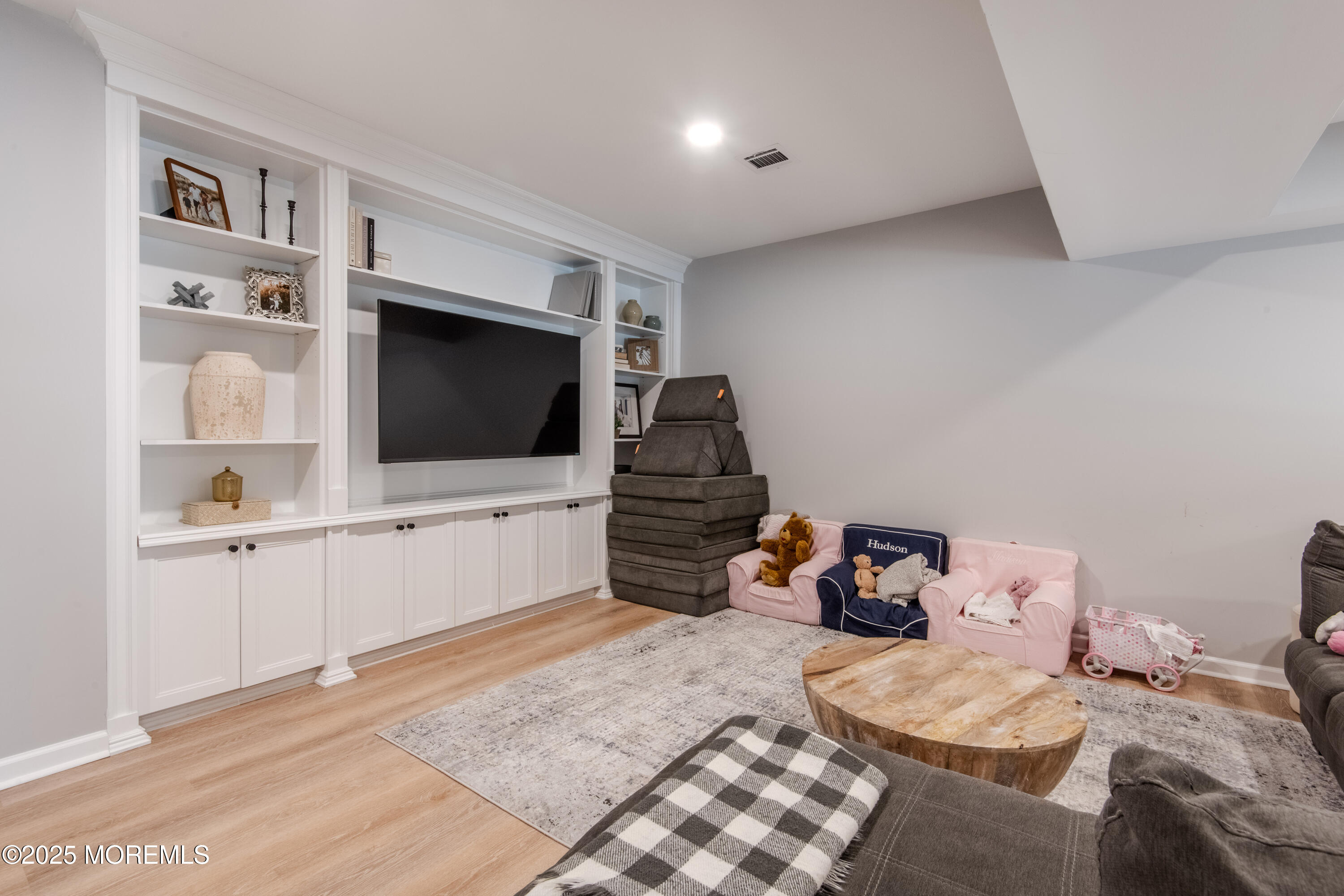 8 Fitzpatrick, Millstone, New Jersey image 36