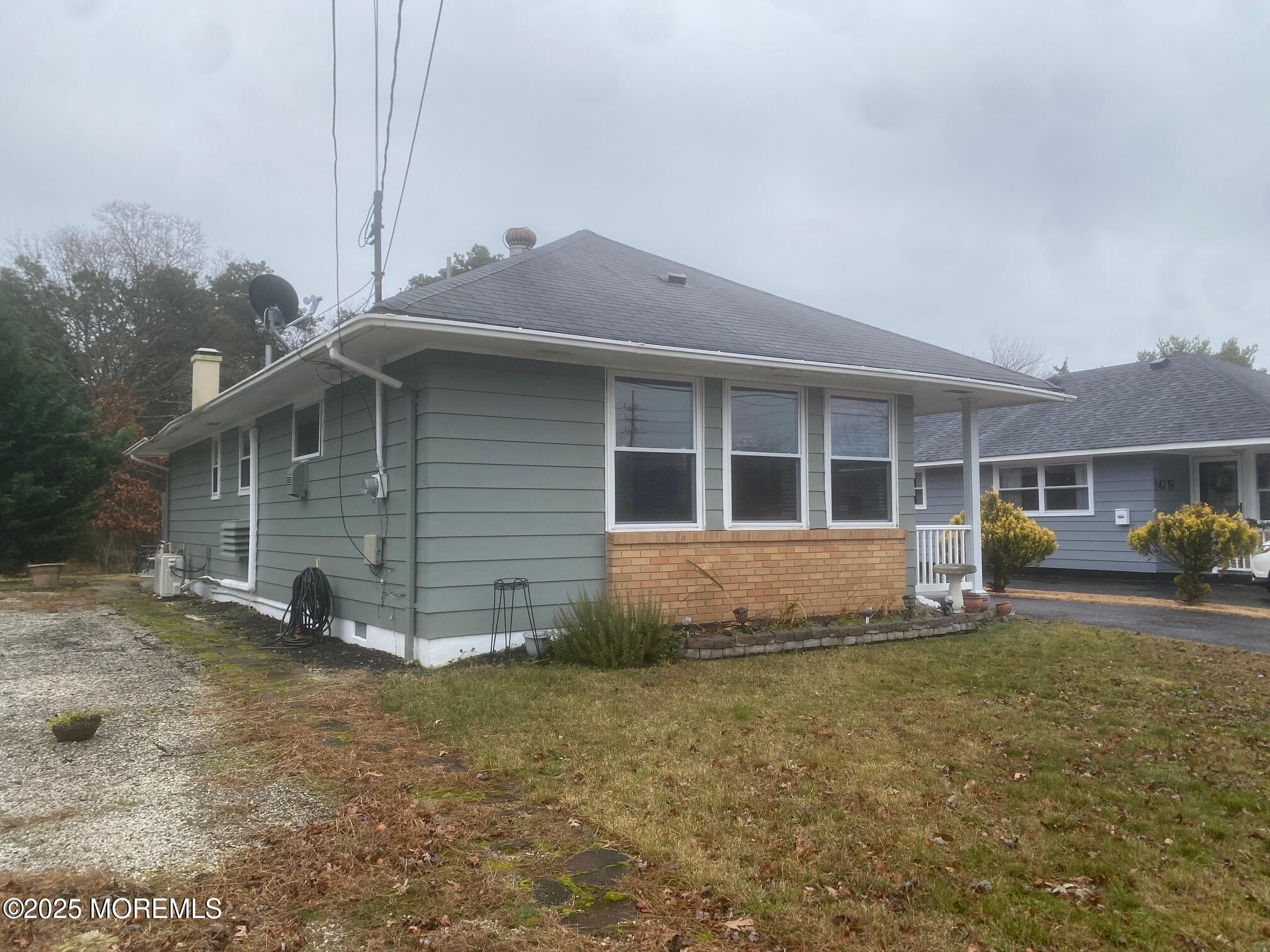 23 Yellowstone Drive