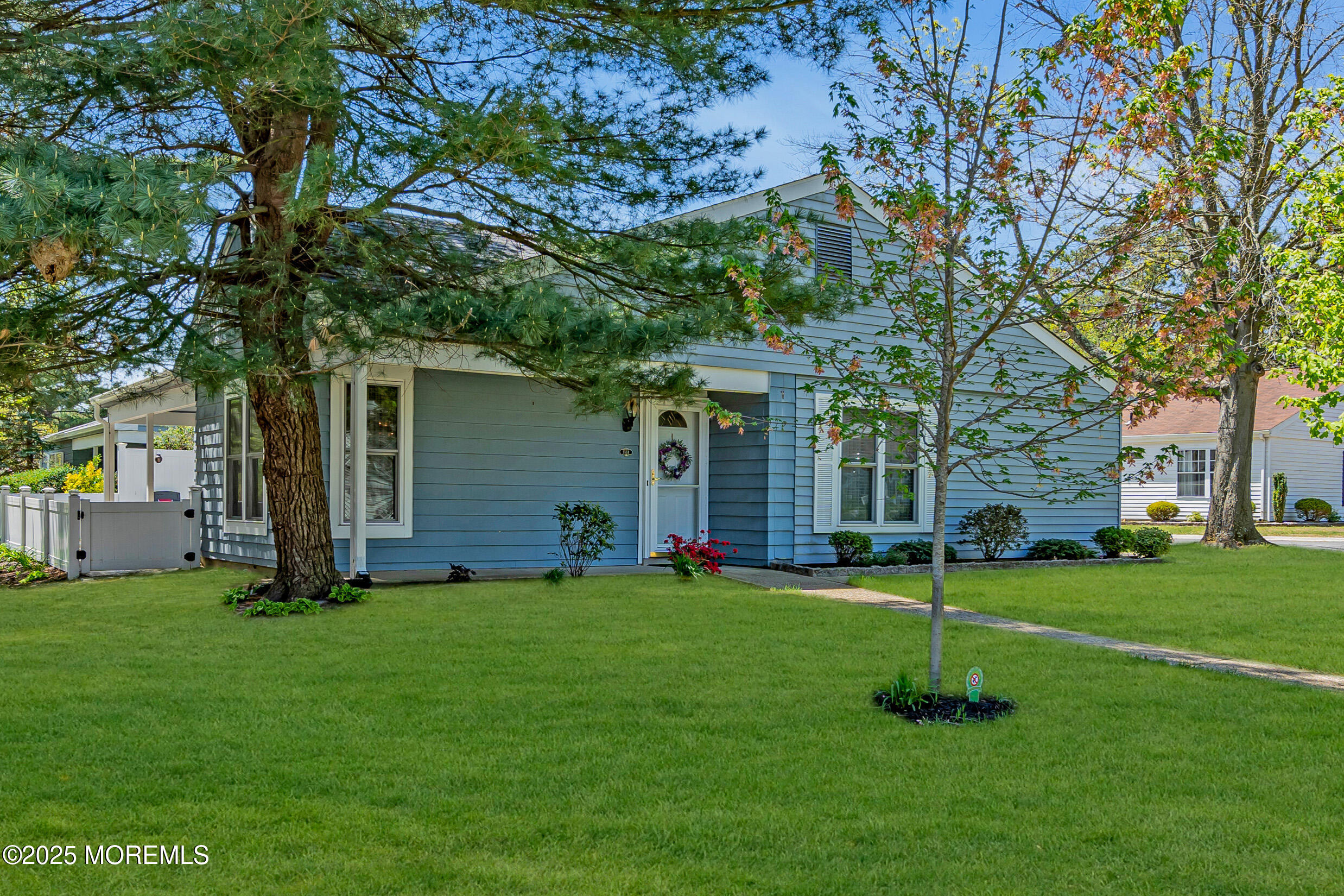 555B Malvern Court, Manchester, New Jersey image 2