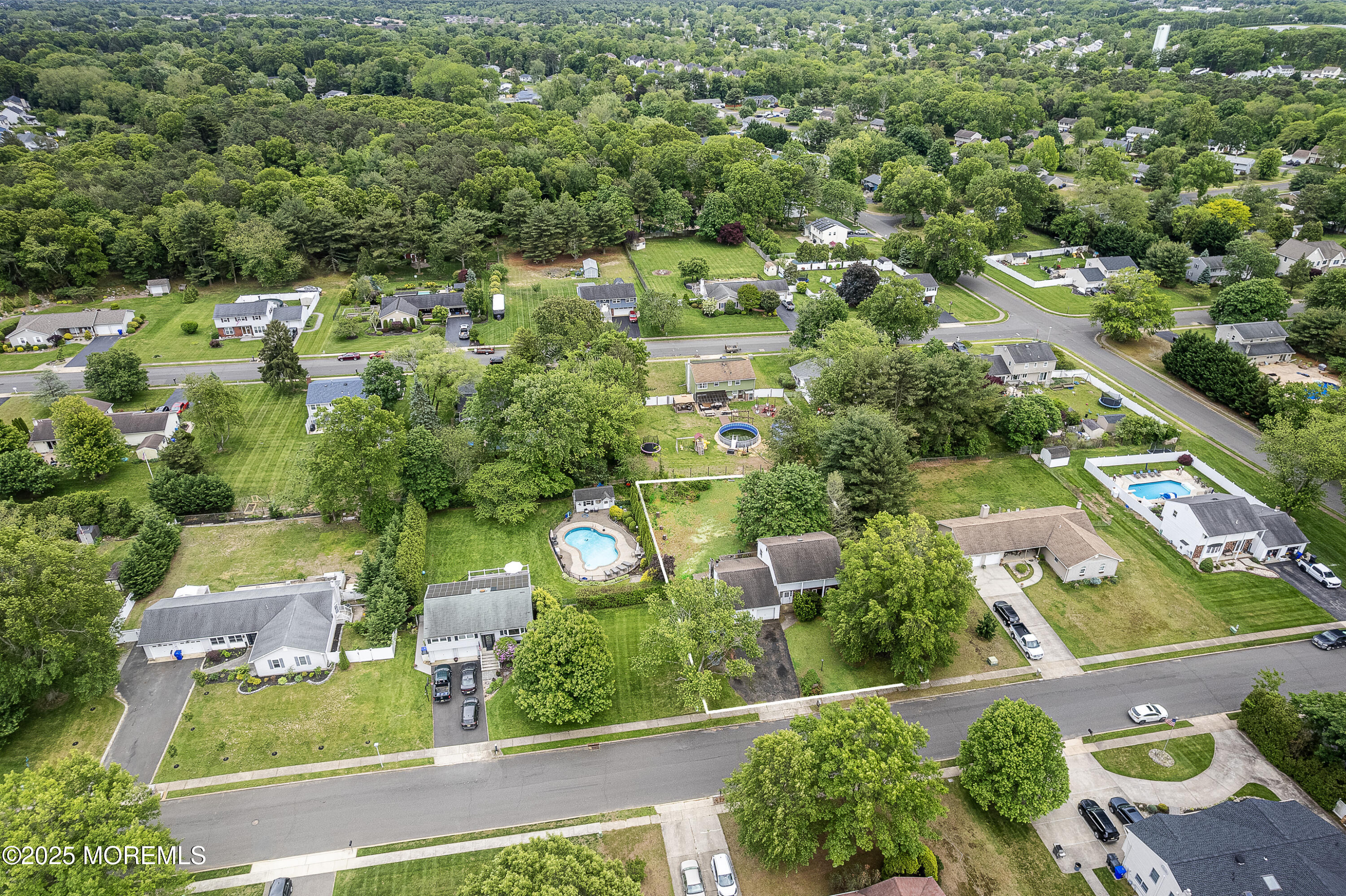 1233 Herkimer Road, Brick, New Jersey image 2