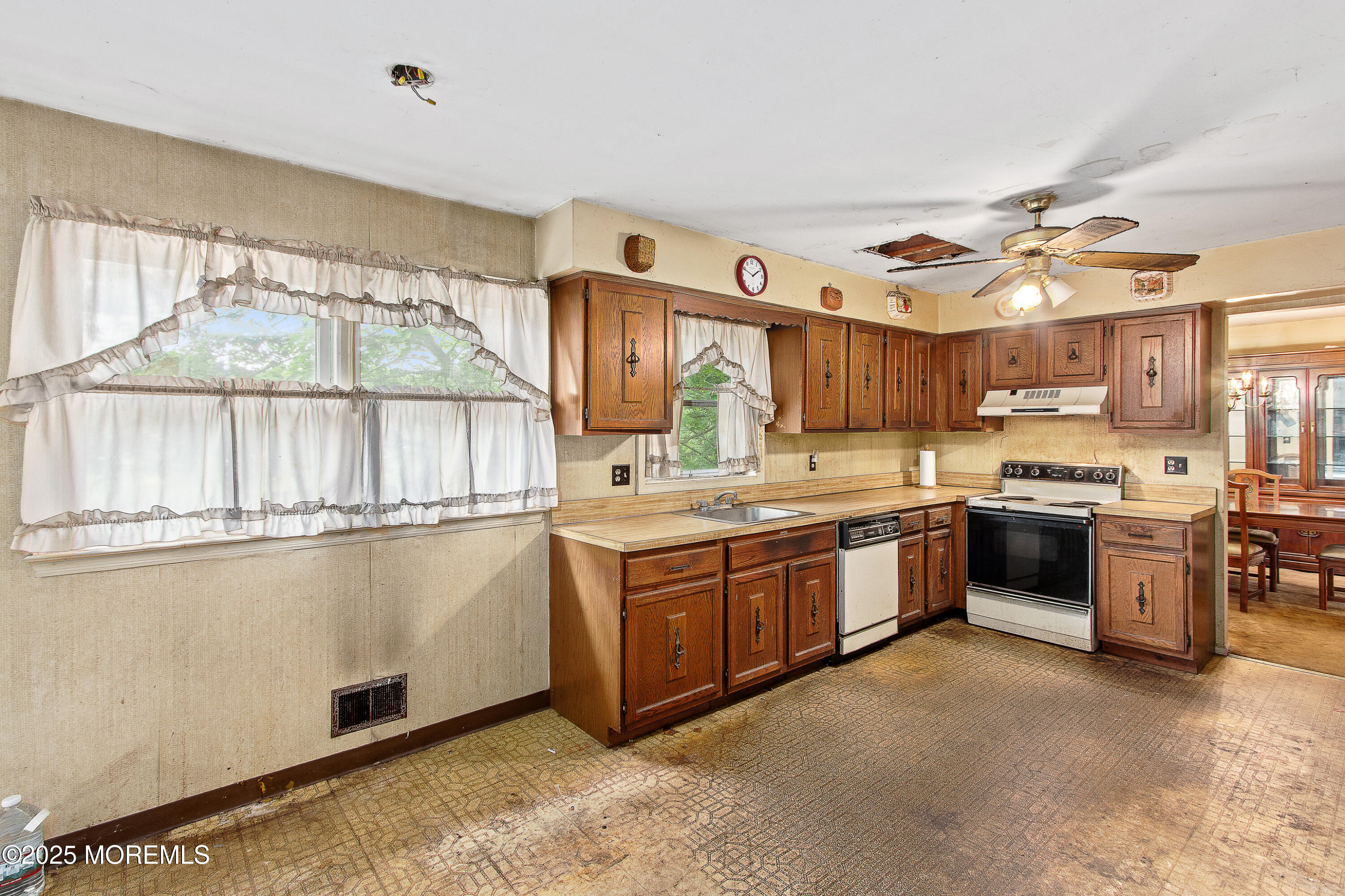 1233 Herkimer Road, Brick, New Jersey image 9