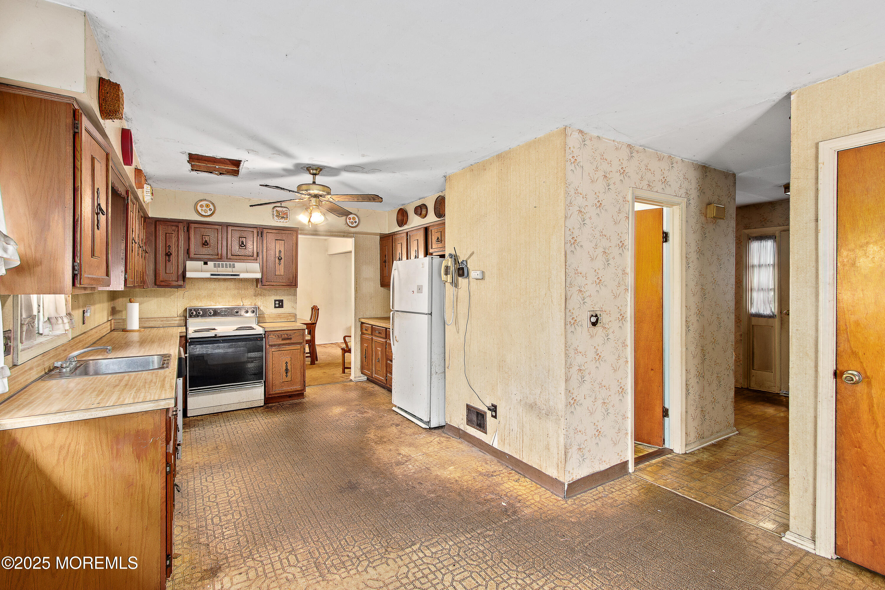 1233 Herkimer Road, Brick, New Jersey image 8
