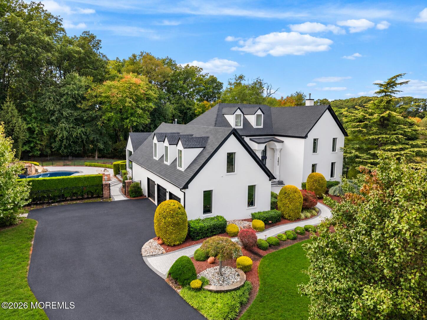 14 Huxley Court