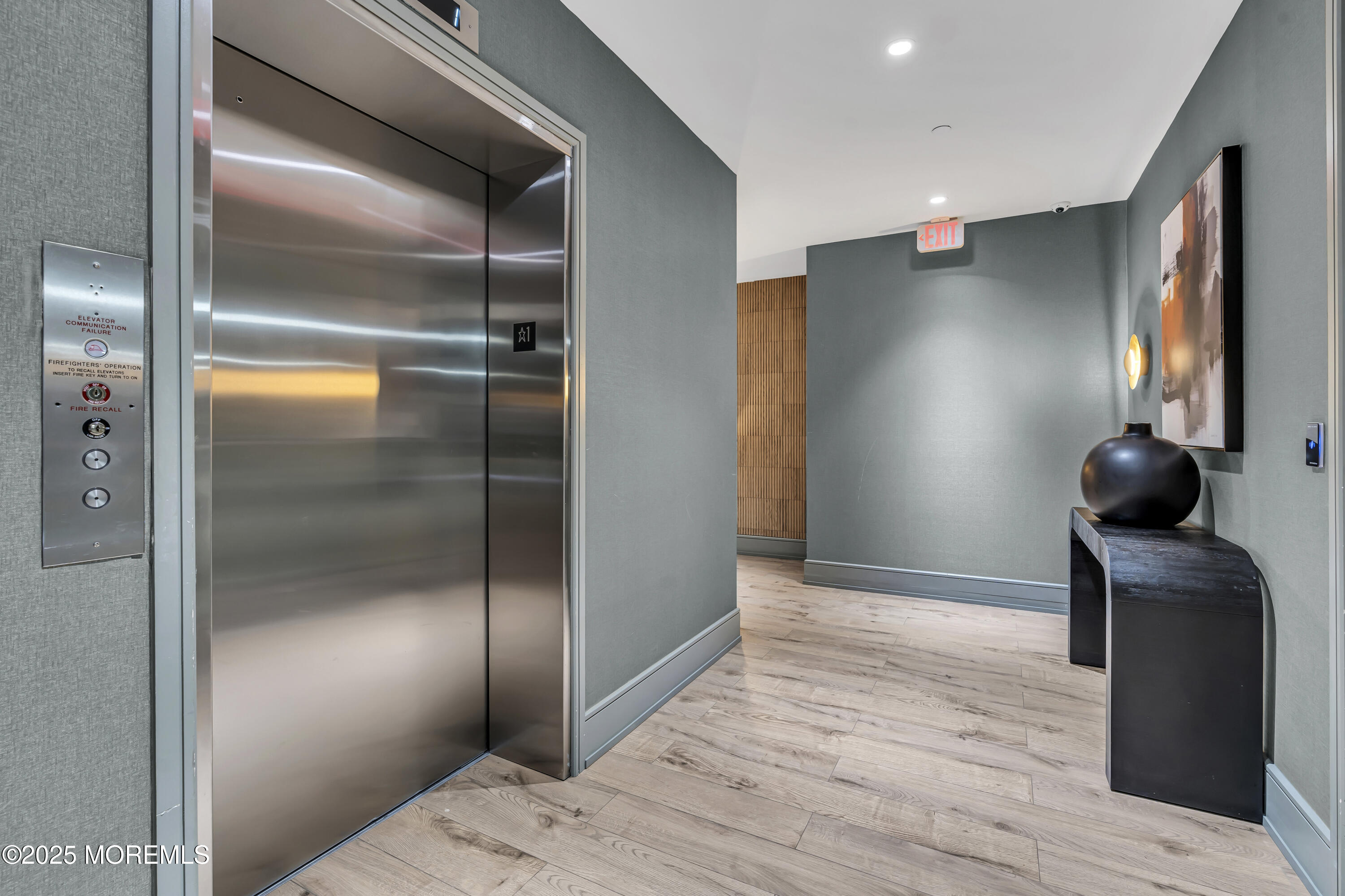 527 Bangs Avenue 314